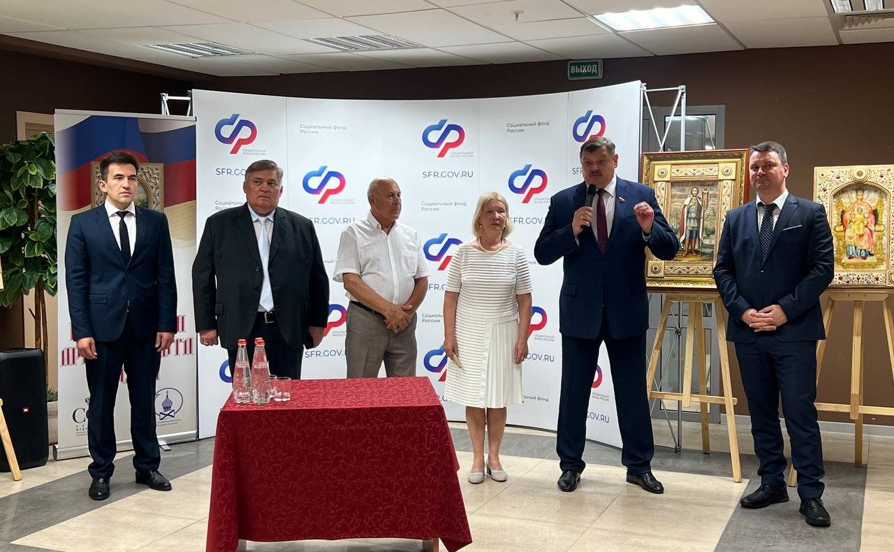 Сергей Колбин принял участие в открытии выставки в Фонде пенсионного и социального страхования Российской Федерации