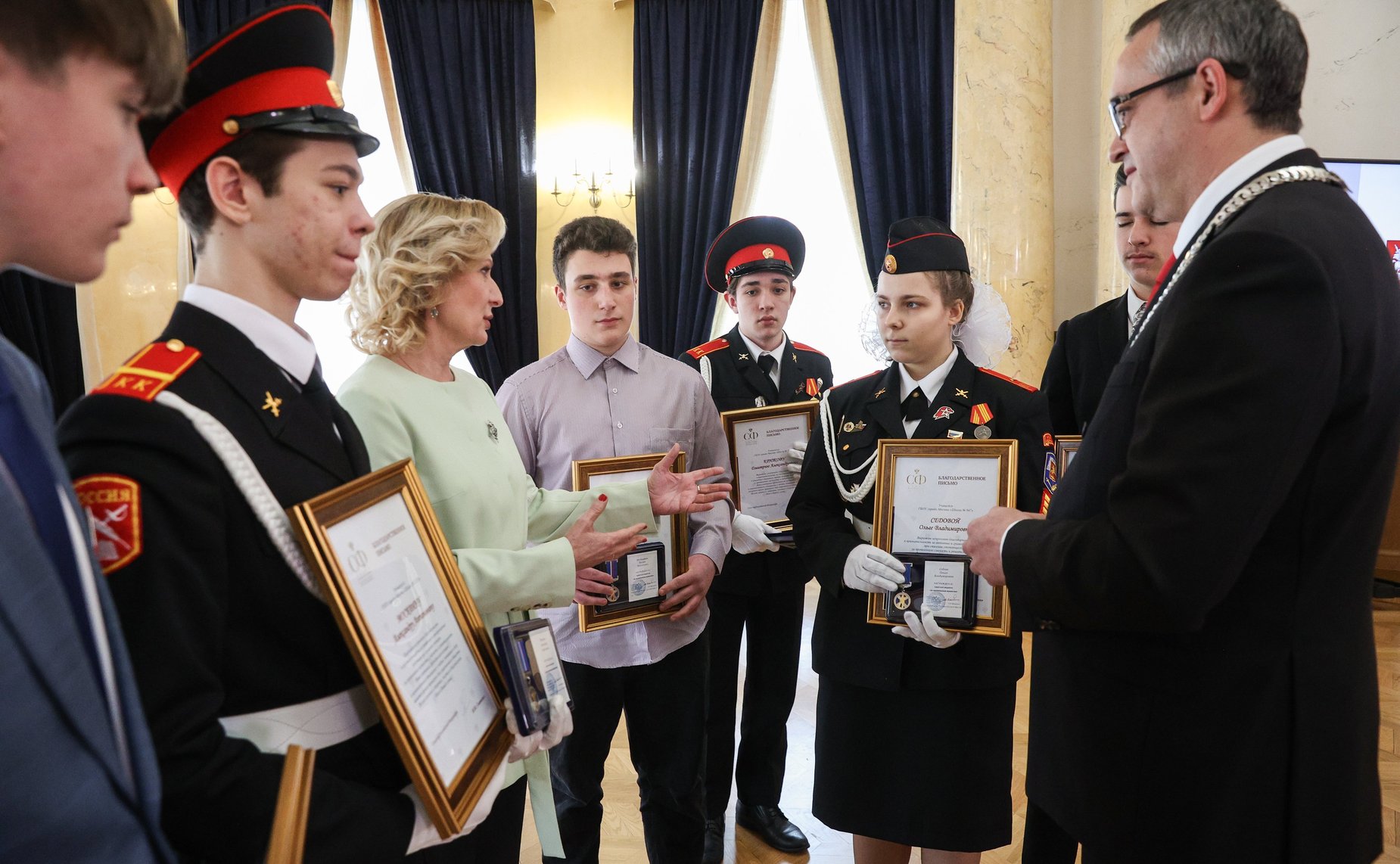 Торжественная церемония награждения детей Москвы медалью Совета Федерации «За проявленное мужество»