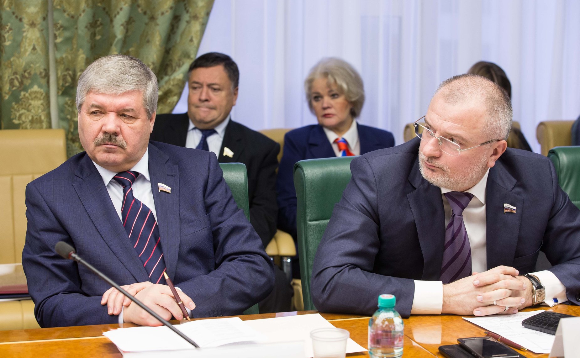 Ю. Неелов и А. Клишас на заседании президиума Научно-экспертного совета при Председателе СФ