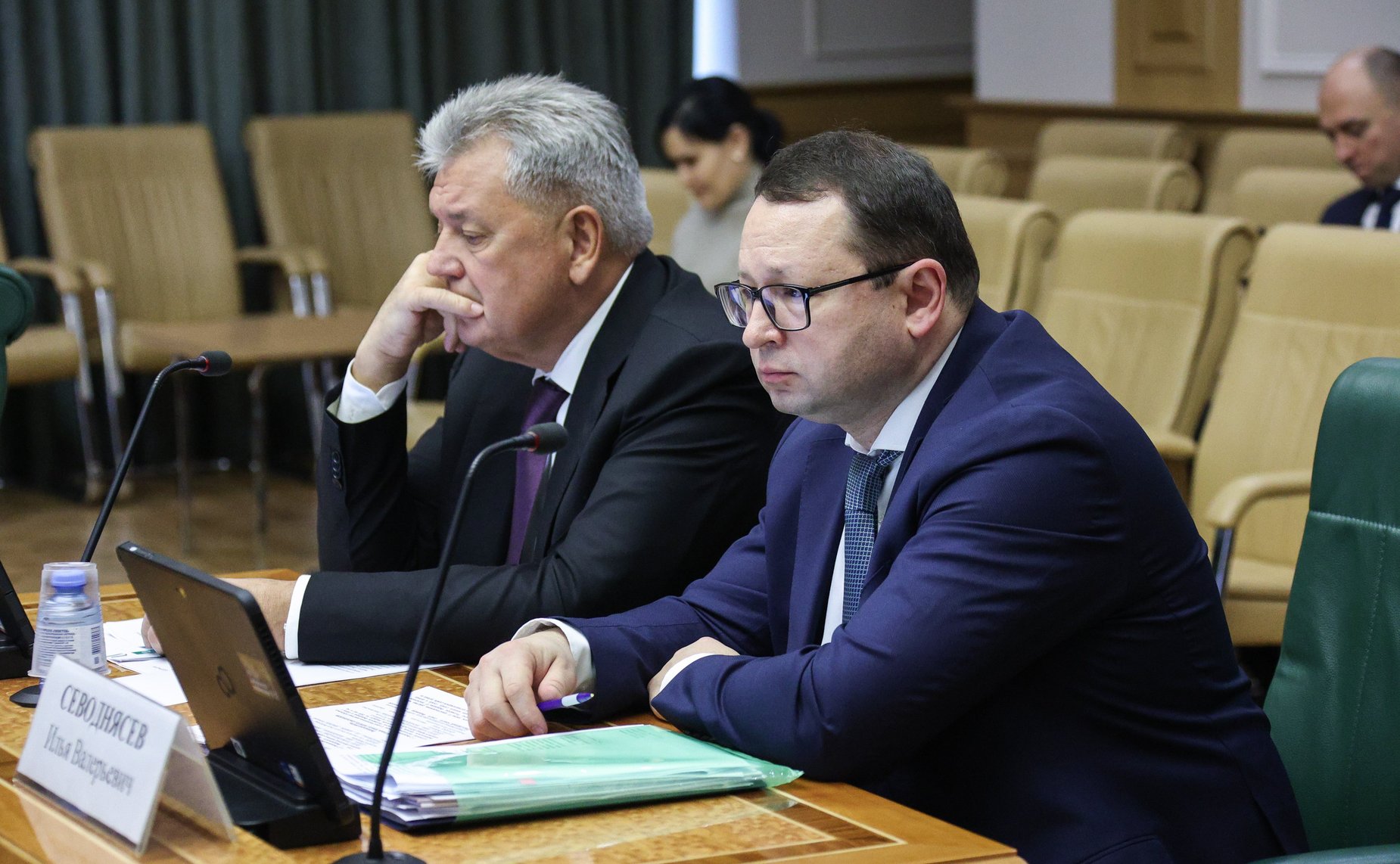 Заседание Комитета СФ по конституционному законодательству и государственному строительству