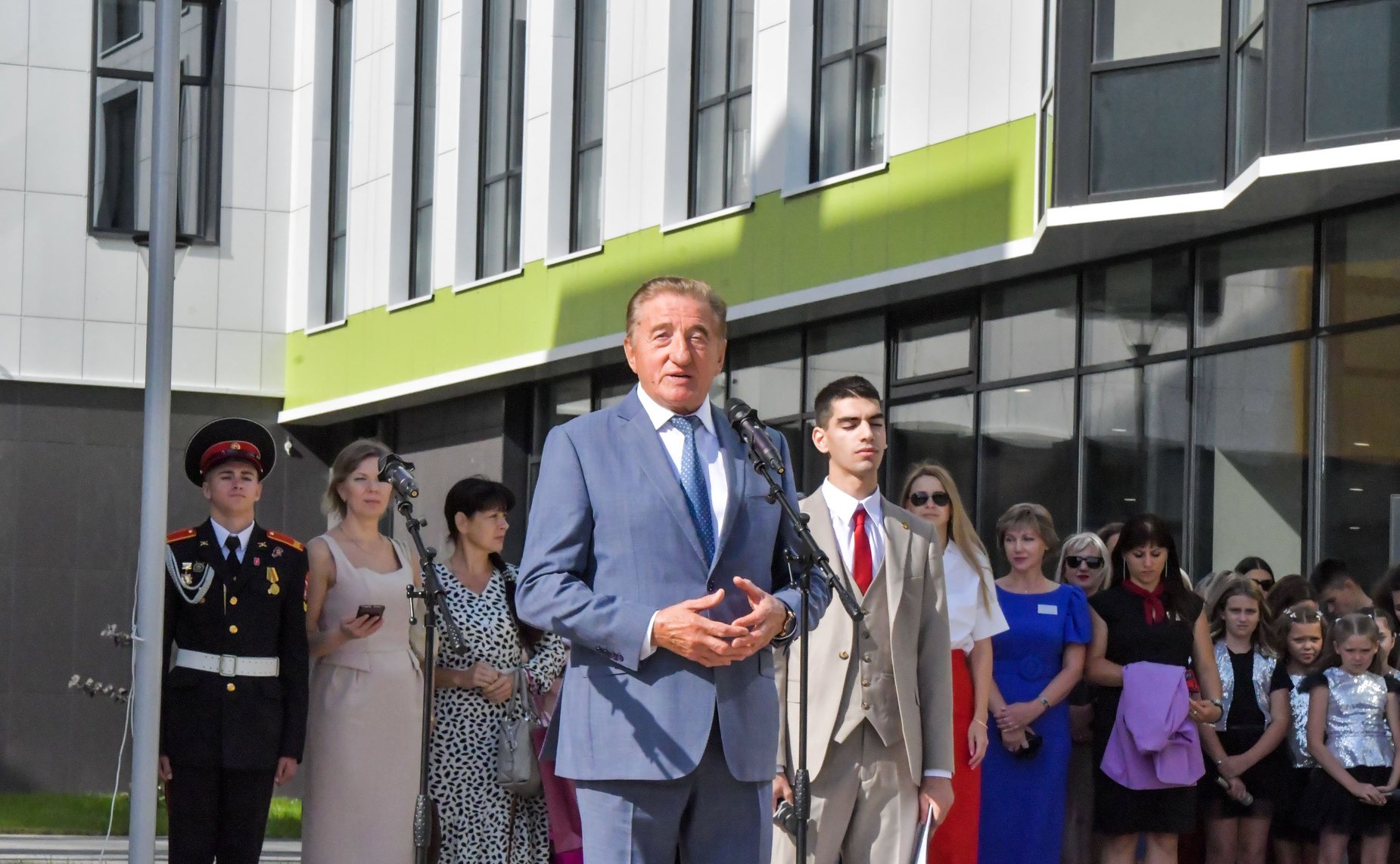 Сергей Лукин принял участие в открытии новой школы