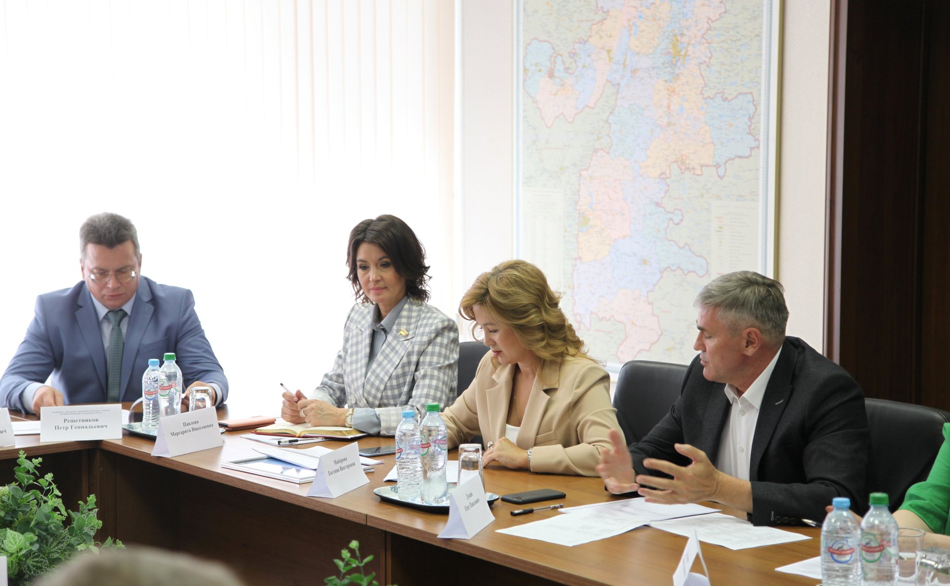 Маргарита Павлова в ходе работы в регионе приняла участие в заседании Общественного совета при Следственном Управлении Следственного Комитета России по Челябинской области