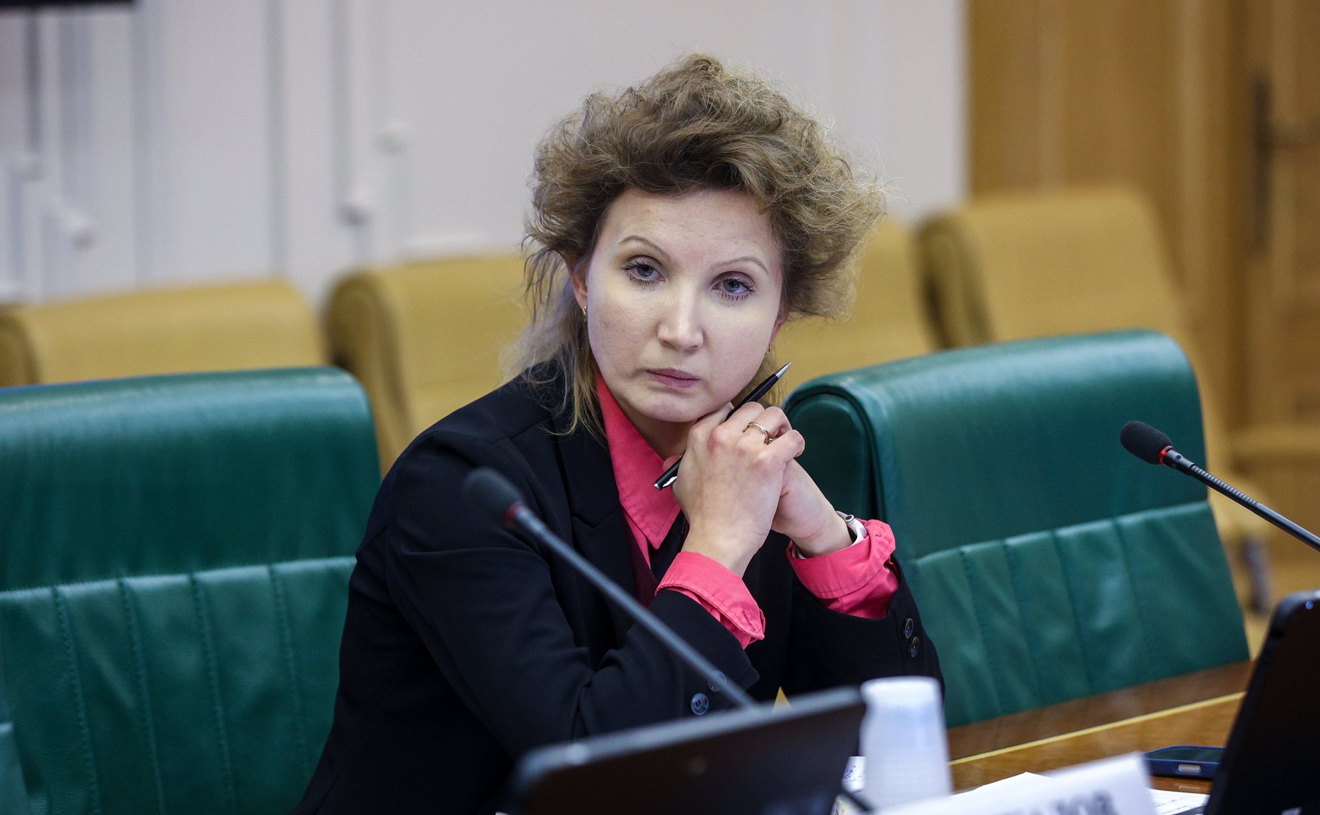 Круглый стол Комитета СФ по экономической политике «О правоприменительной практике в части недискриминационного доступа операторов связи к инфраструктуре многоквартирных домов в целях обеспечения граждан услугами связи»