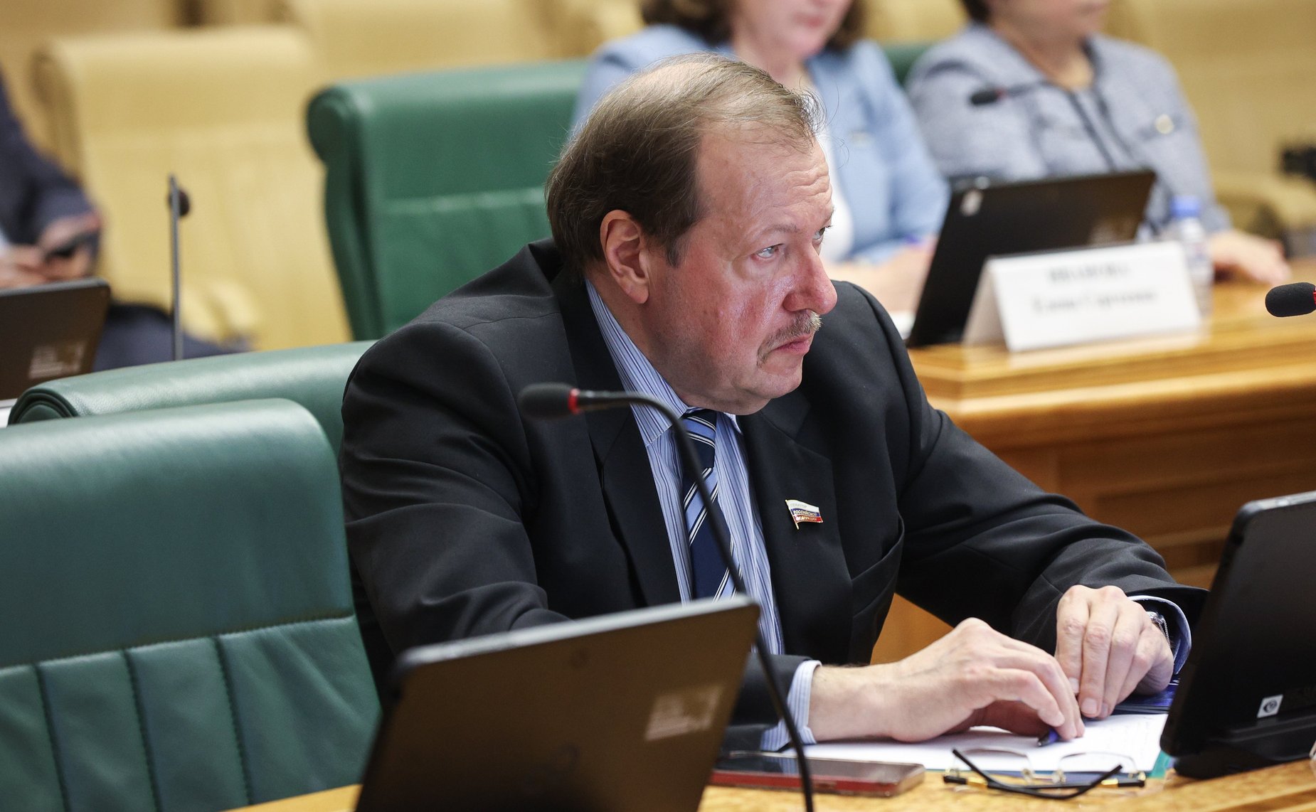 Александр Русаков