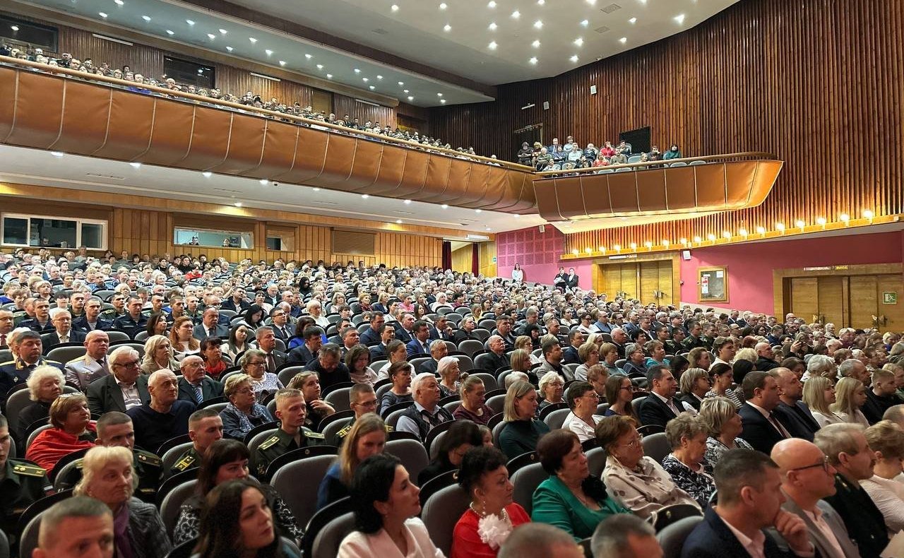 Светлана Кириллова посетила торжественное мероприятие, приуроченное к Дню народного единства