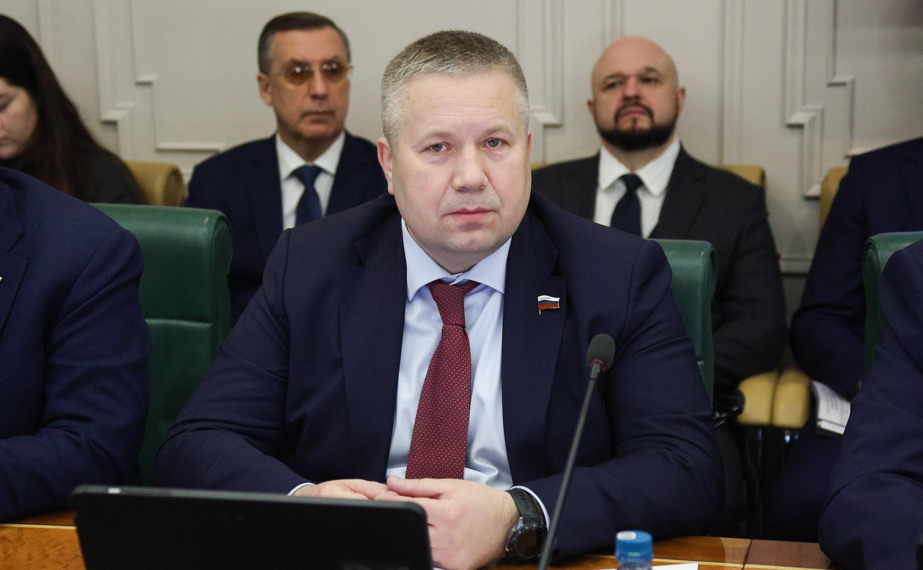 Денис Гусев