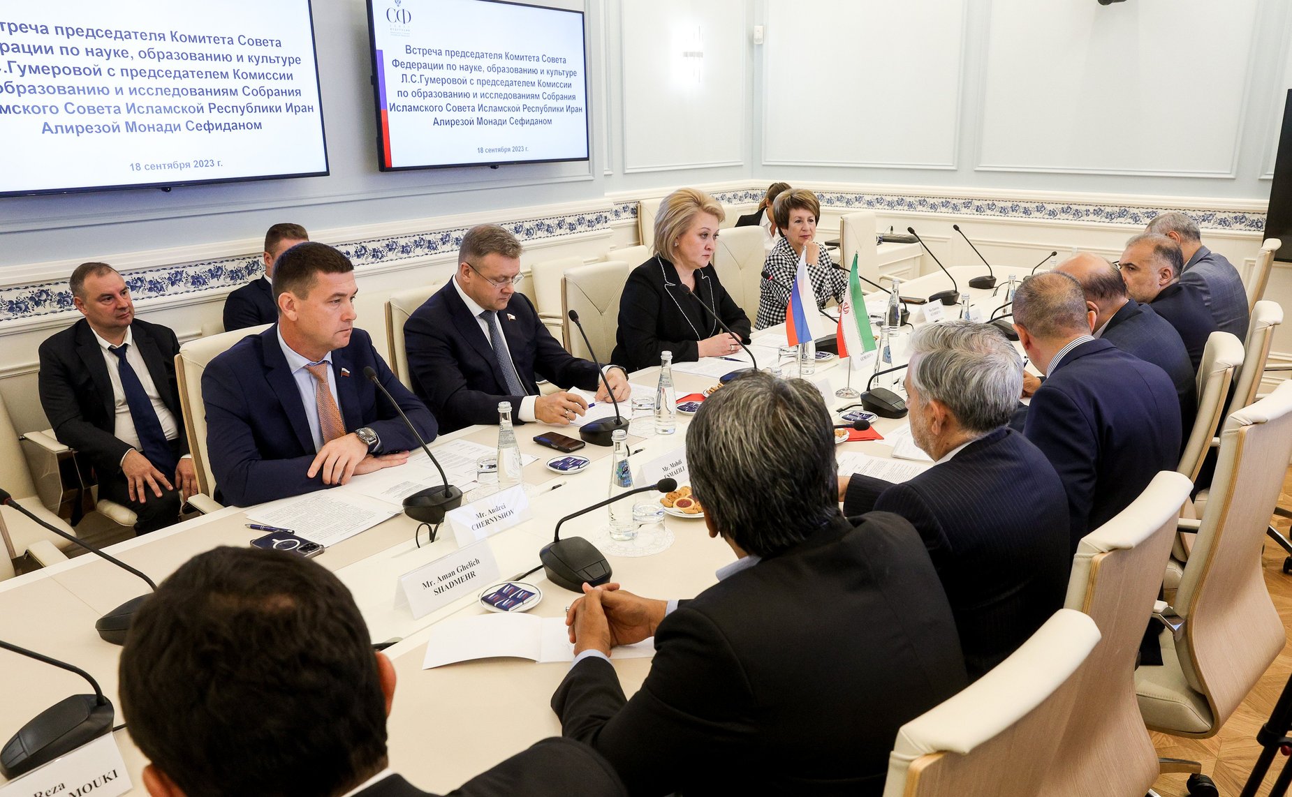 Лилия Гумерова провела встречу с председателем Комиссии по образованию и исследованиям Собрания Исламского Совета ИРИ Алирезой Монади Сефиданом