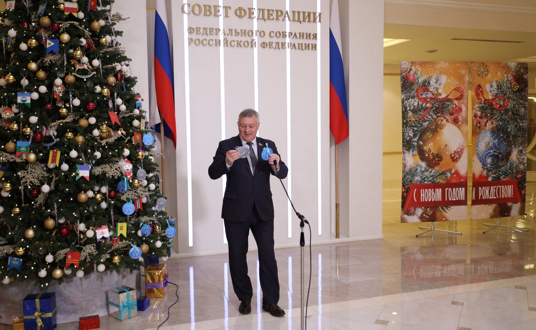 Сергей Михайлов принял участие в благотворительной акции «Елка желаний»