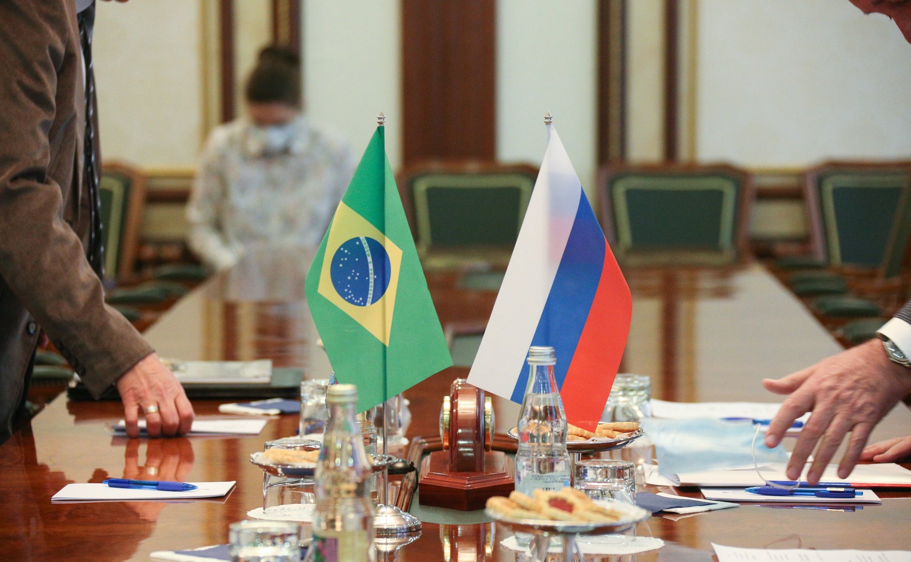 Встреча председателя Комитета СФ по международным делам Григория Карасина с Чрезвычайным и Полномочным послом Федеративной Республики Бразилия в РФ Родриго де Лимой Баэной Соаресом