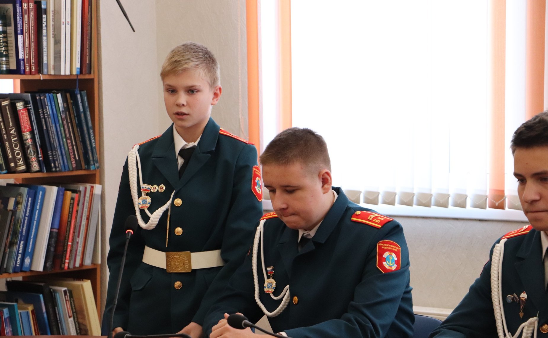 Юрий Воробьев провел урок, посвященный Дню защитника Отечества