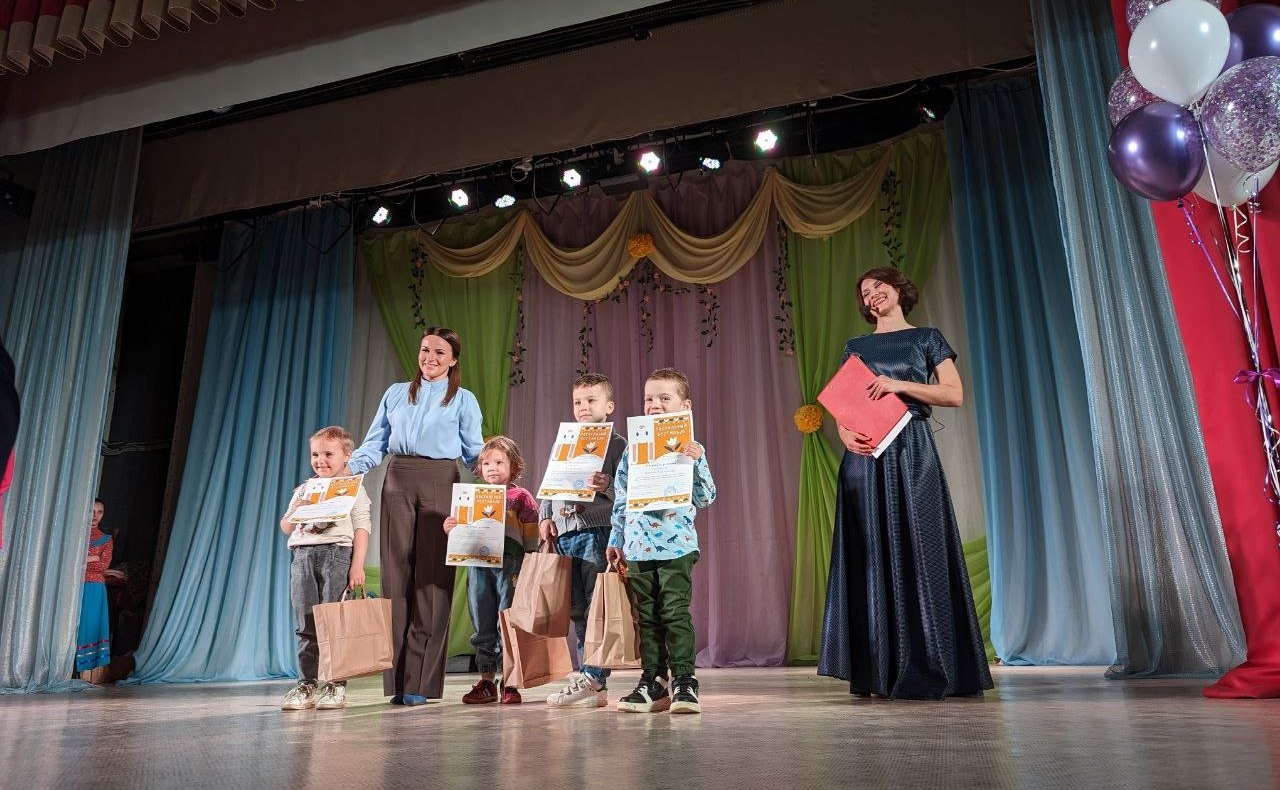 Ирина Кожанова приняла участие в церемонии закрытия ежегодного регионального праздника для детей с ограниченными возможностями здоровья и инвалидностью «Пасхальный фестиваль»