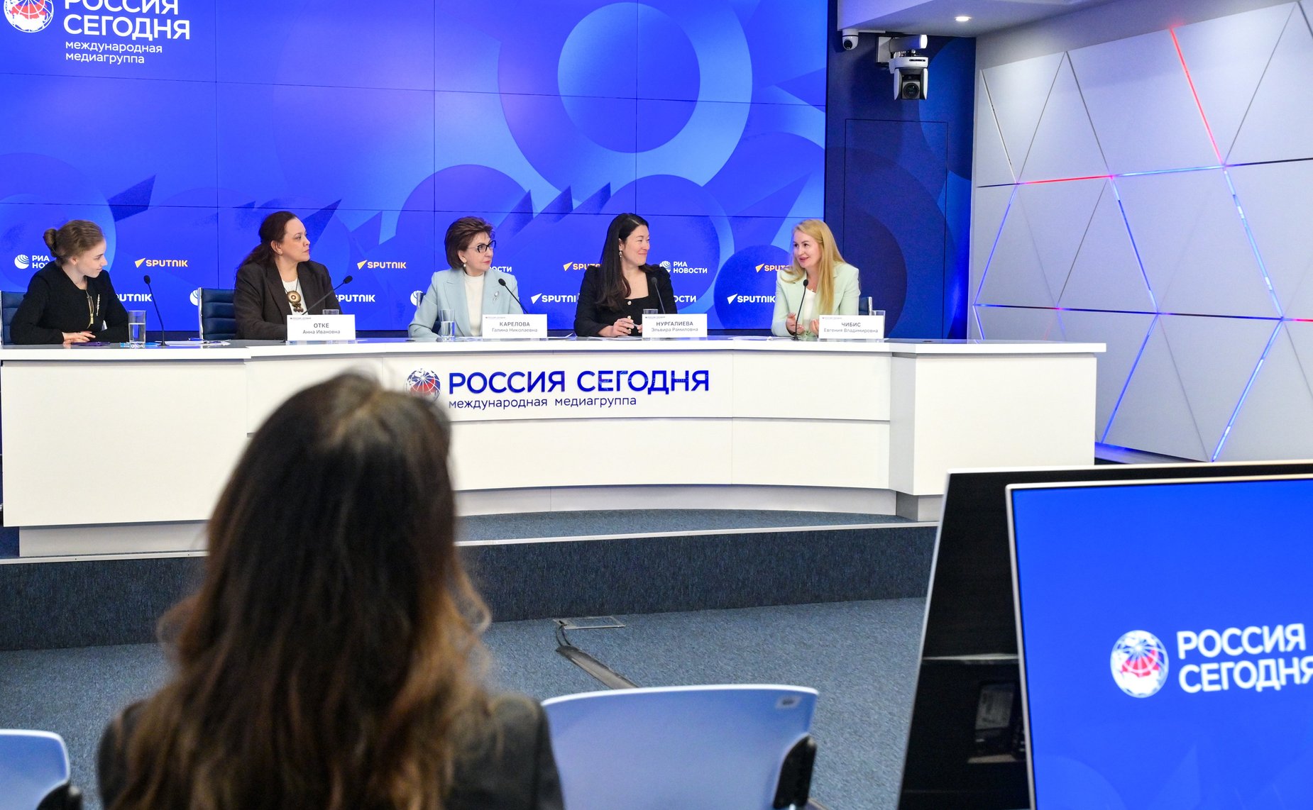 Брифинг, приуроченный ко второму Форуму женщин Севера