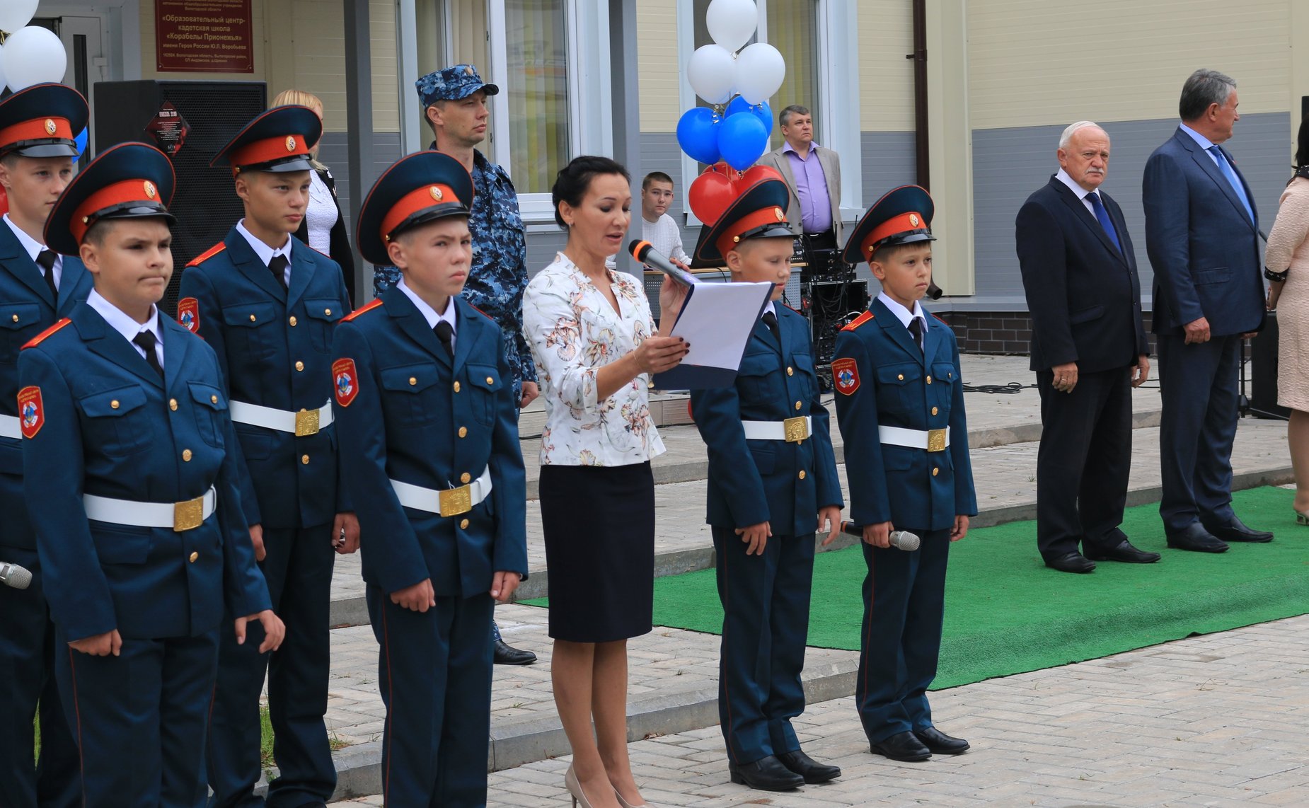 Торжественное построение в новом Образовательном центре – кадетской школе «Корабелы Прионежья» им. Героя России Ю.Л. Воробьева