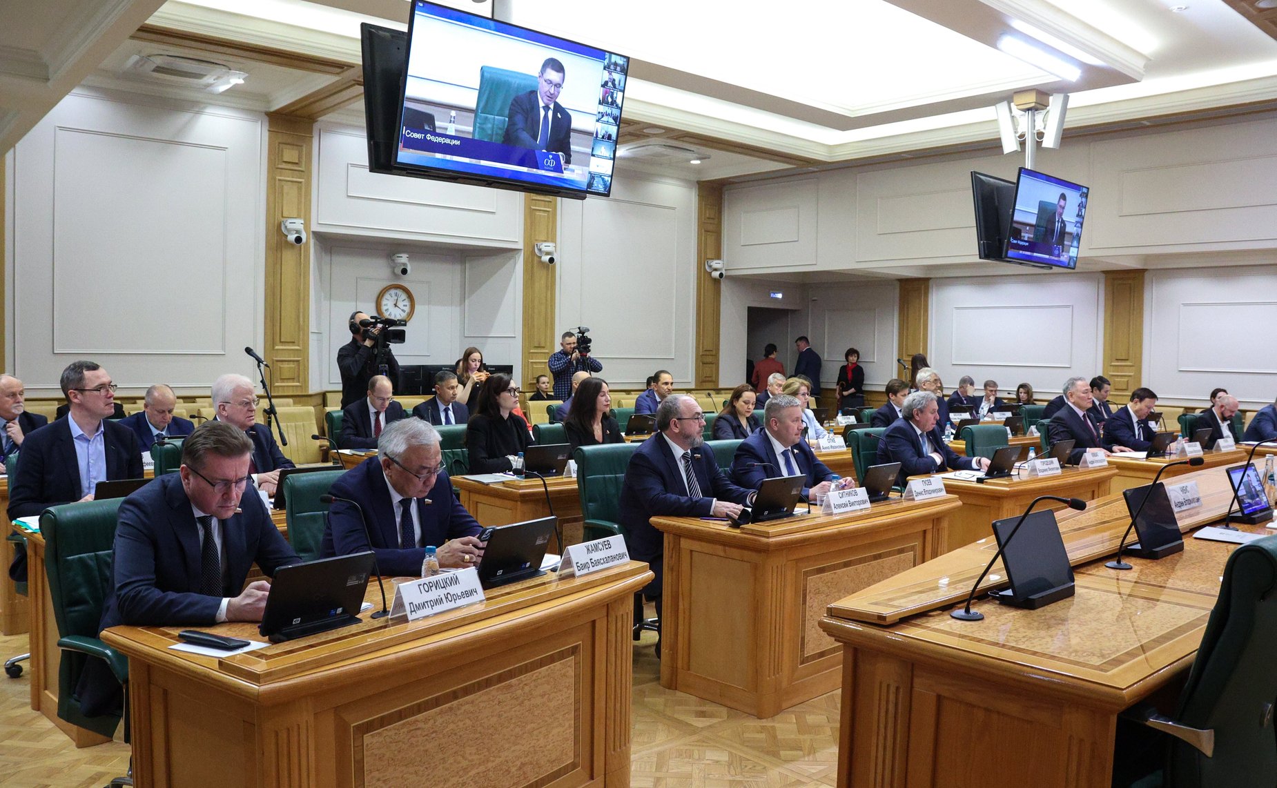 Заседание Совета по вопросам развития Дальнего Востока, Арктики и Антарктики при Совете Федерации на тему «Ведение предпринимательской деятельности в Арктической зоне Российской Федерации»