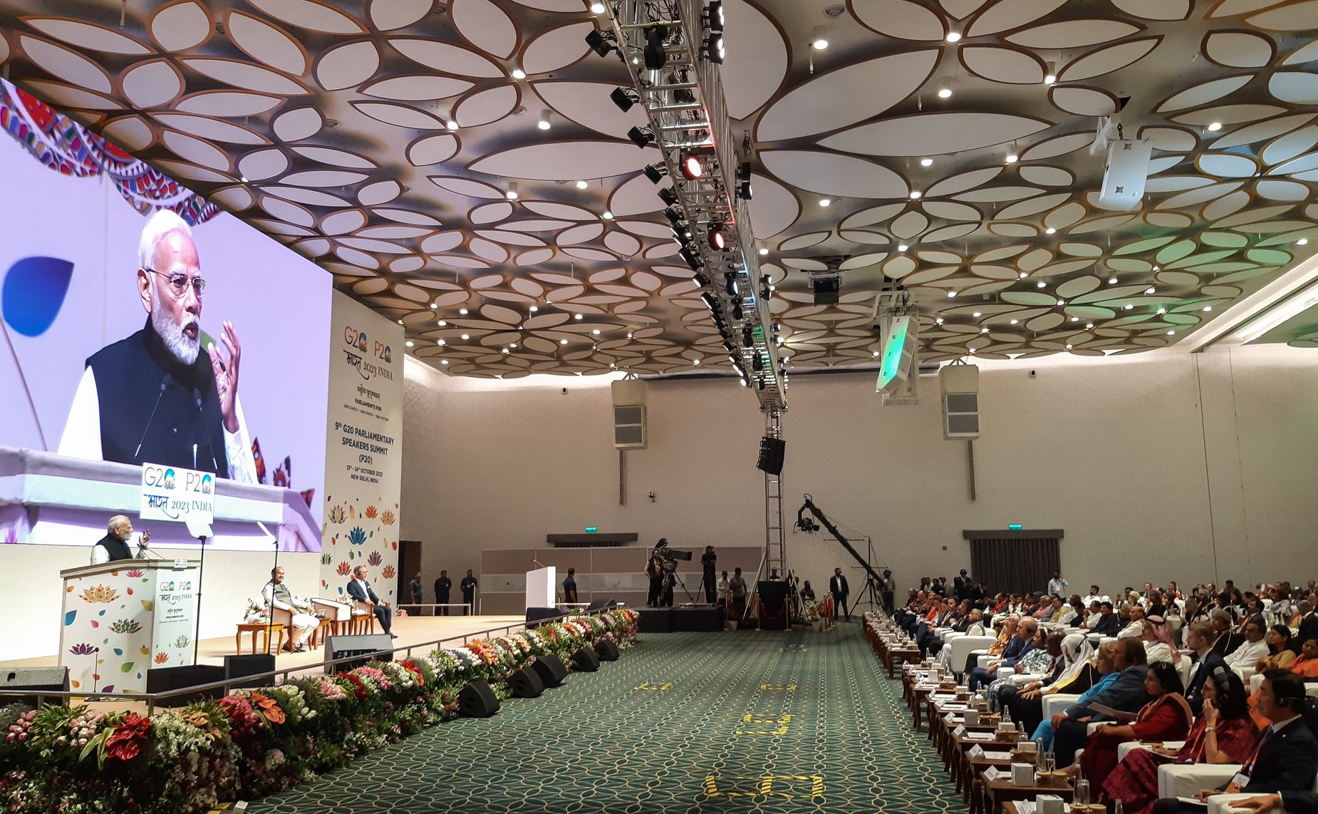 Делегация Федерального Собрания РФ во главе с Председателем Совета Федерации Валентиной Матвиенко принимает участие в девятом Саммите председателей парламентов государств «Группы двадцати»