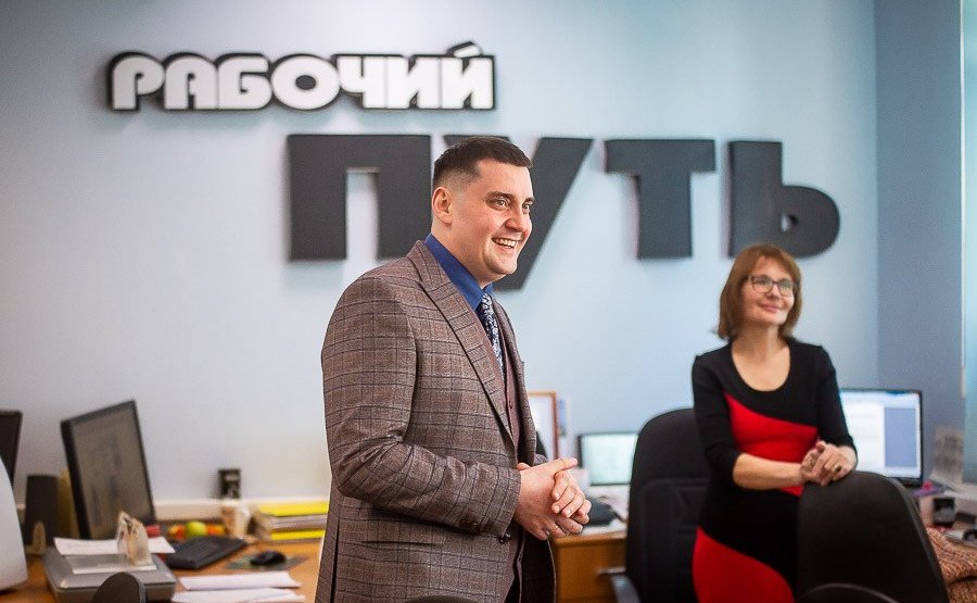 Ирина Кожанова поздравила со 105-летием коллектив областной газеты «Рабочий путь»