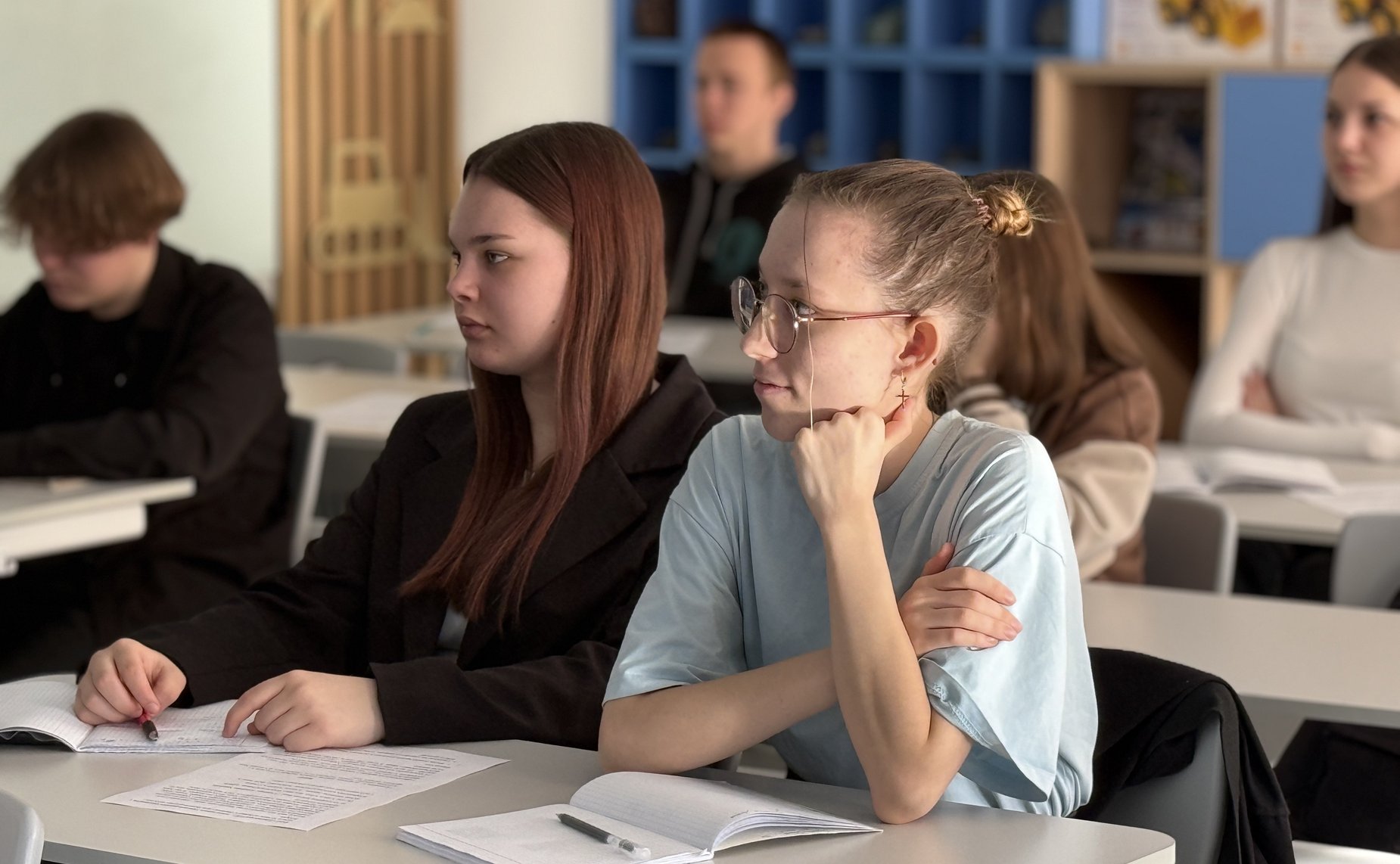 Елена Дягилева в ходе работы в регионе приняла участие в торжественной церемонии открытия физкультурного мероприятия по национальным видам спорта в Ревде