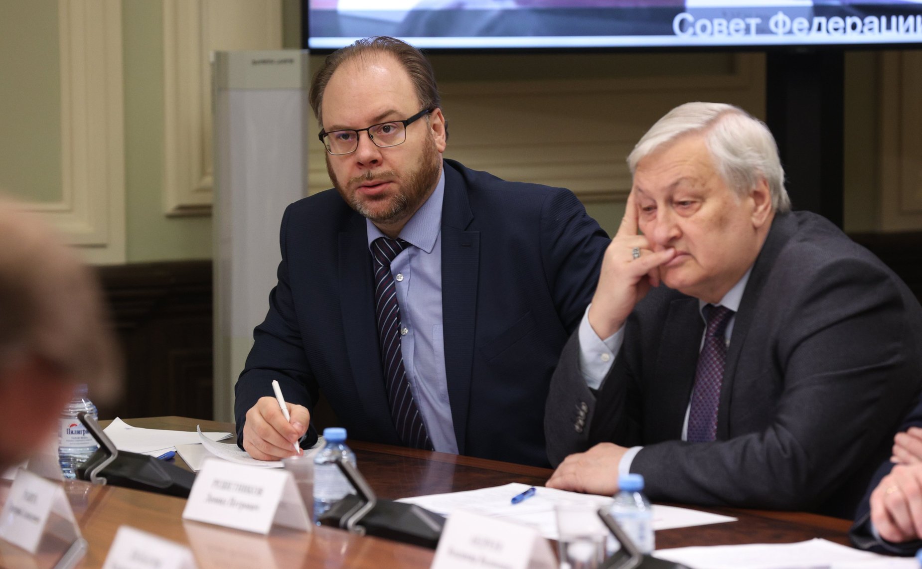 Круглый стол на тему «Актуальные вопросы противодействия русофобии за рубежом: законодательное обеспечение и правоприменительная практика»