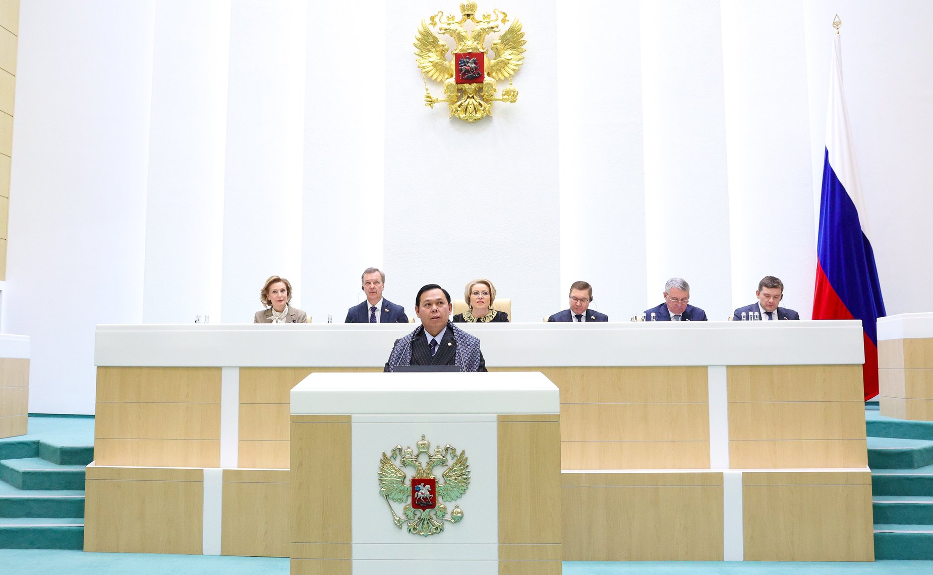 Председатель Совета представителей регионов Республики Индонезии Султан Бактиар Наджамудин