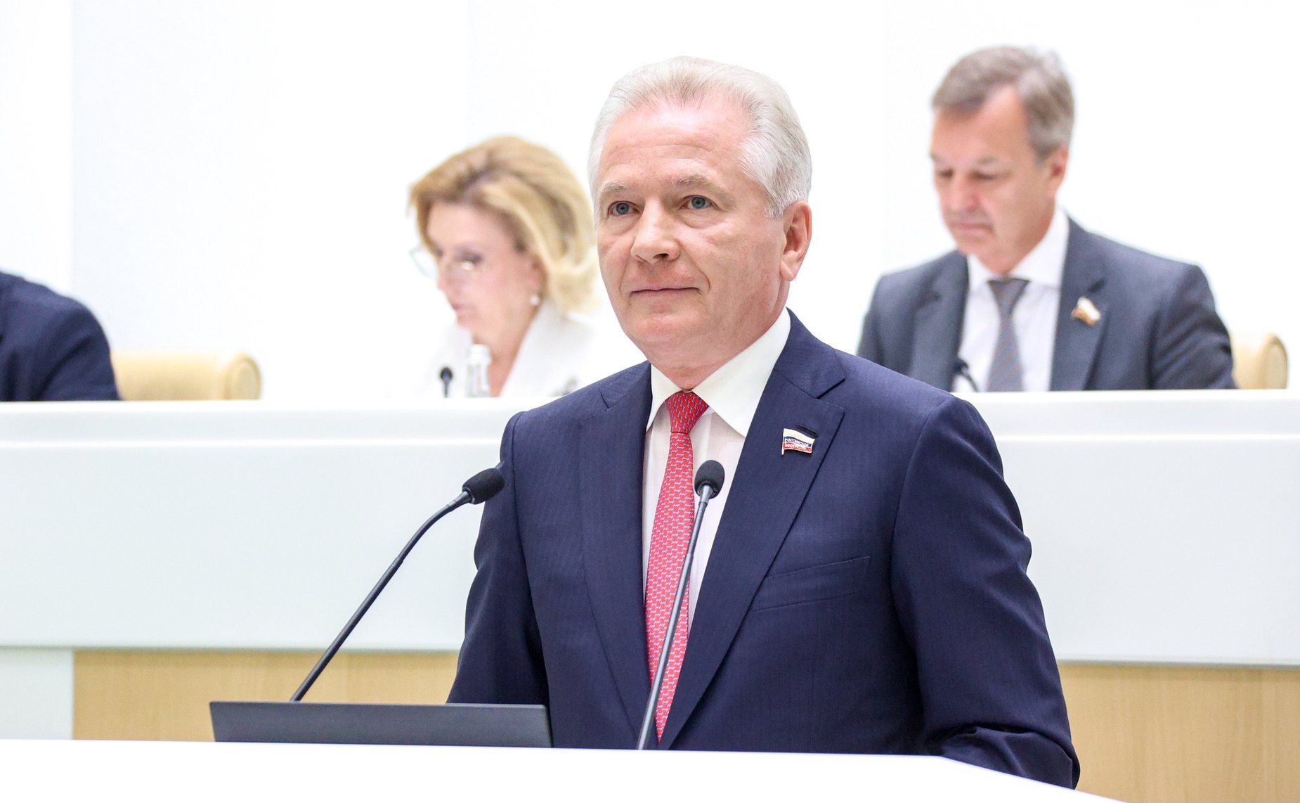 Валерий Пономарев