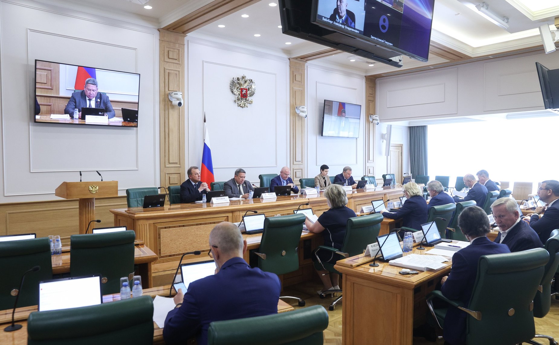 Заседание Комитета СФ по конституционному законодательству и государственному строительству