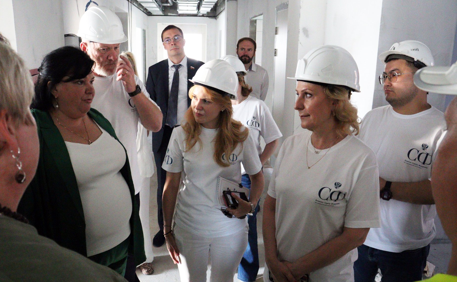 Сенаторы посетили строящейся лечебно-диагностический корпус Костромской областной детской больницы