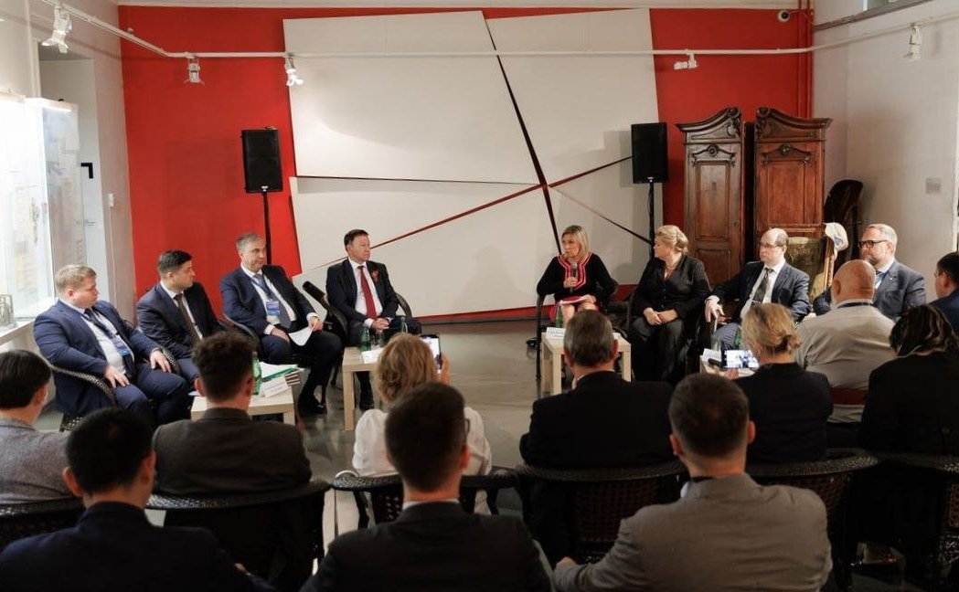 Александр Ролик выступил на пленарном заседании научно-практического форума «Дальневосточная Победа. 80 лет»