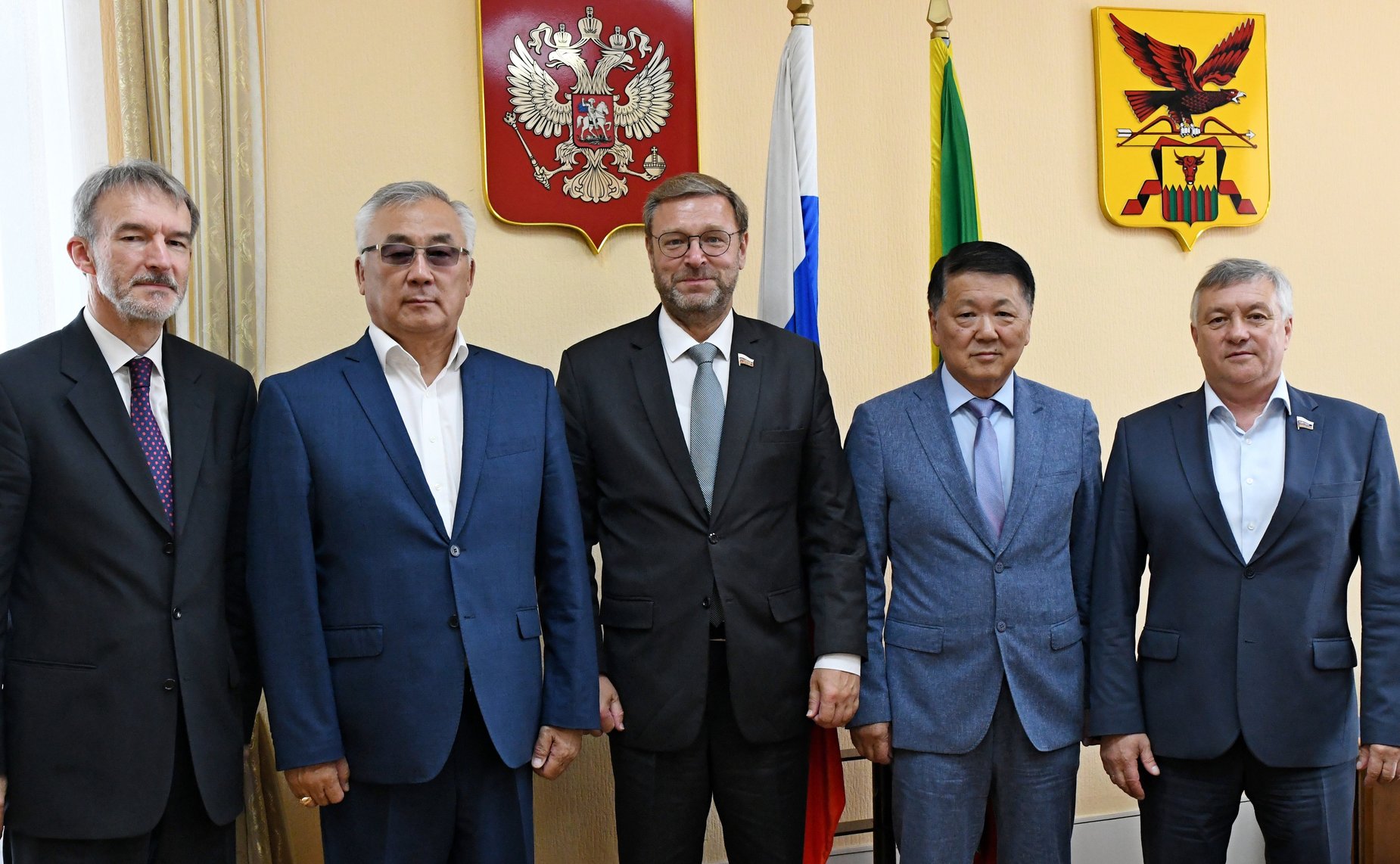 Заместитель Председателя СФ Константин Косачев провел встречу с Председателем Законодательного Собрания Забайкальского края Кон Ен Хва