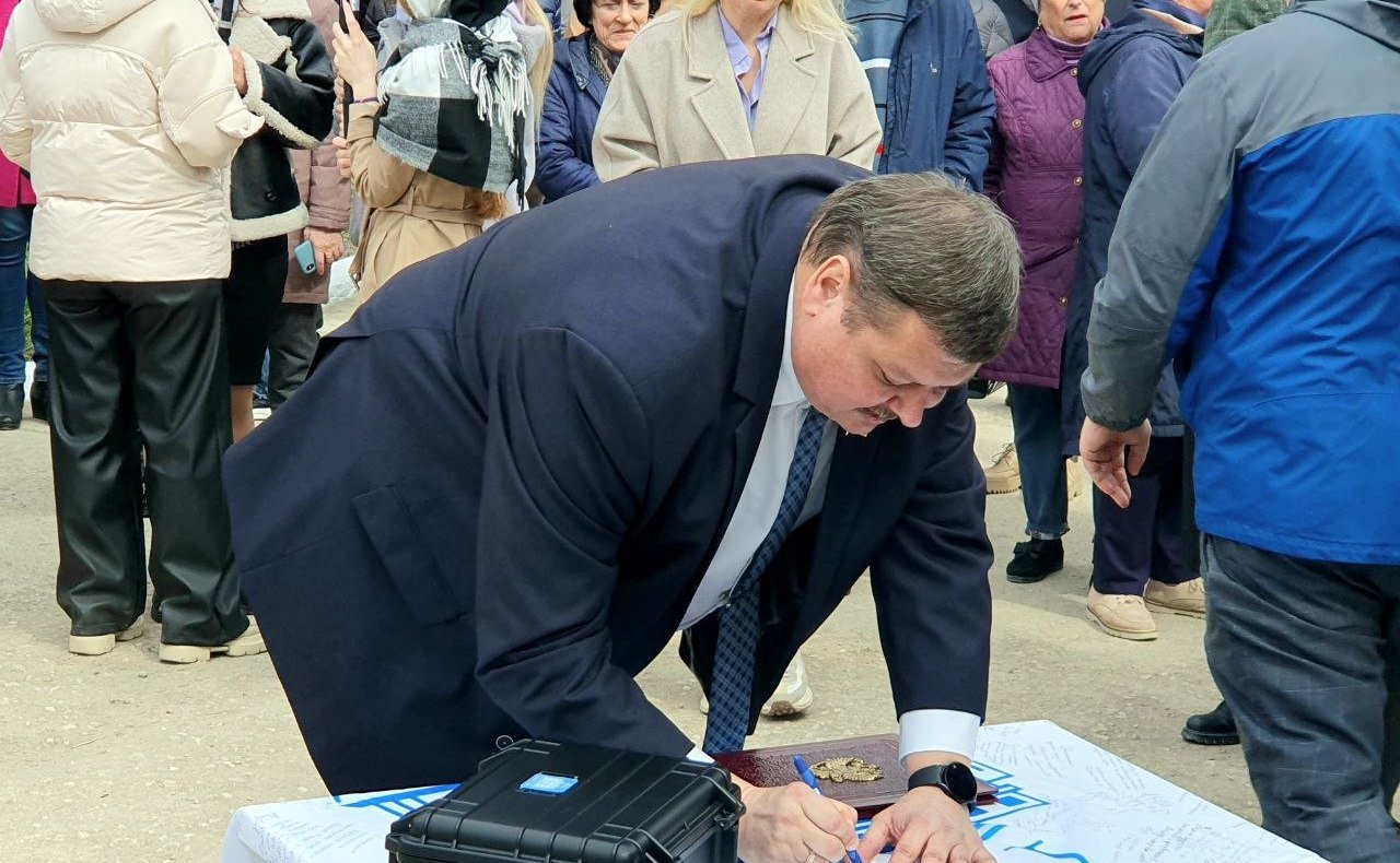 Сергей Колбин принял участие в торжественном мероприятии, которое ученые Института биологии южных морей имени Ковалевского РАН посвятили 10-летию воссоединения Севастополя с Россией