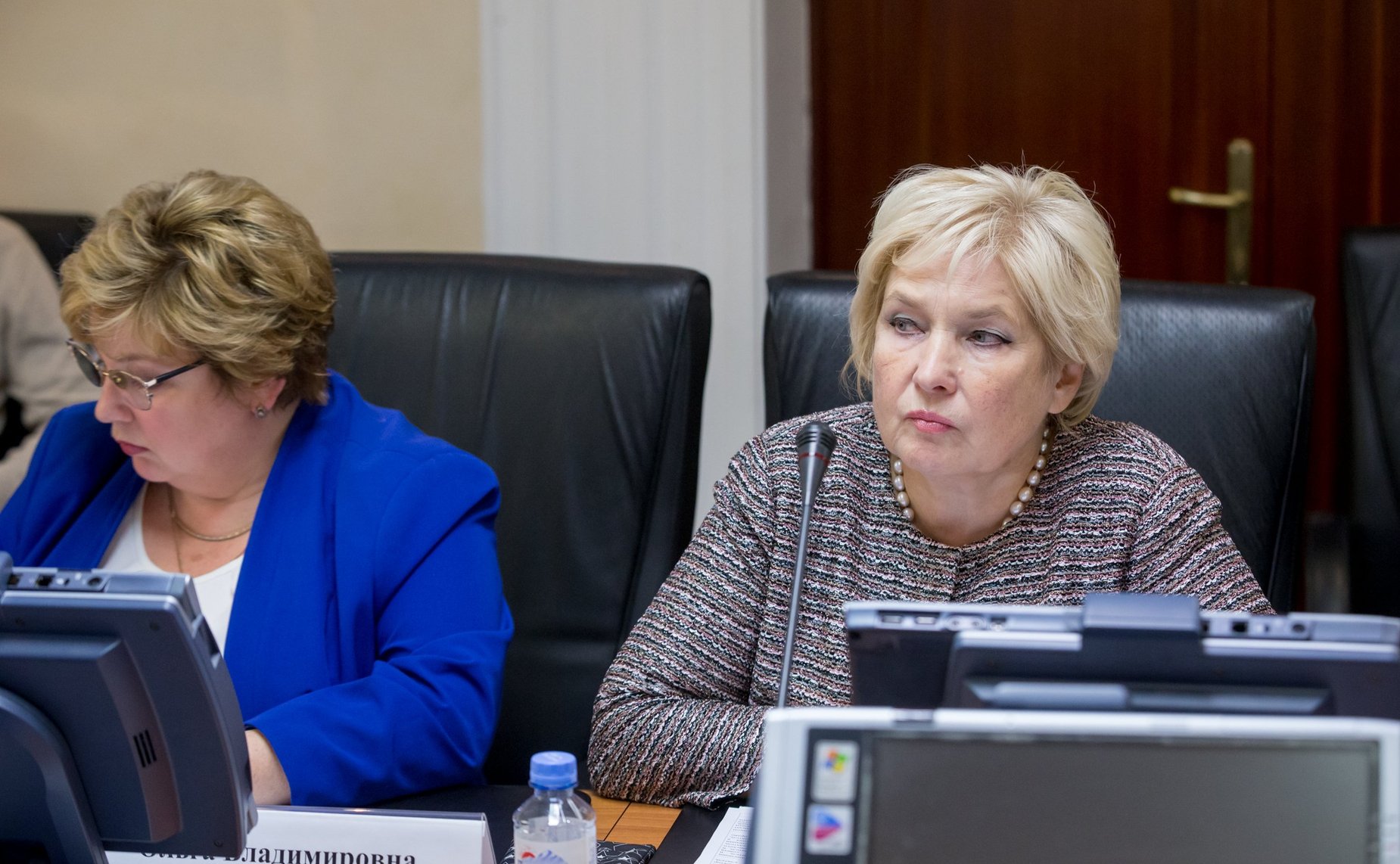 Совещание, посвященное вопросам правового регулирования роли учреждений образования в обучении и воспитании детей