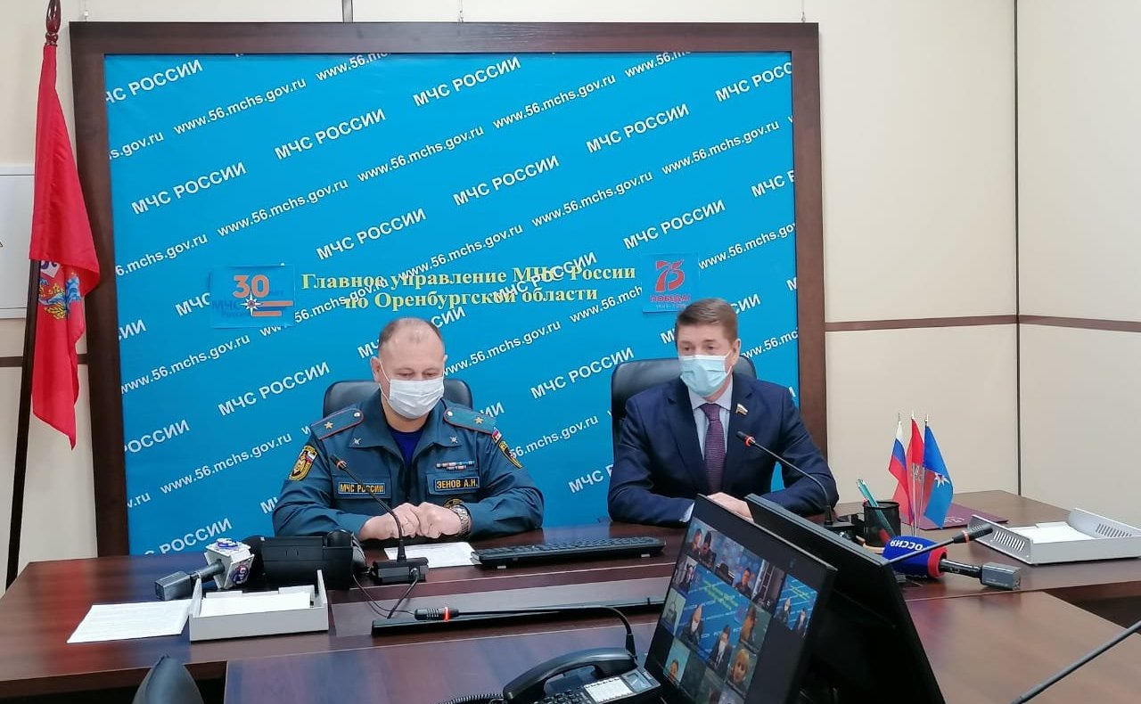 Андрей Шевченко вручил оренбургскому школьнику памятную медаль Совета Федерации «За проявленное мужество»