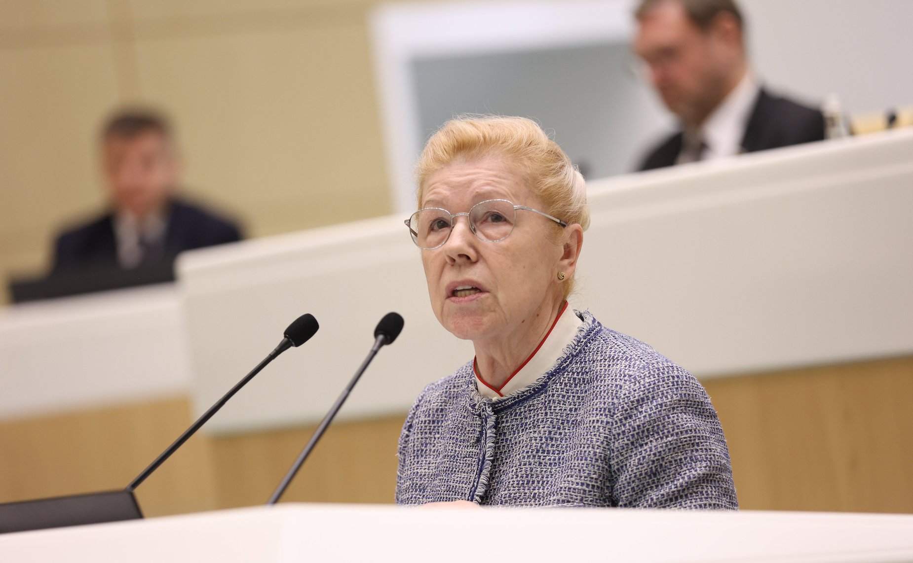 Елена Мизулина