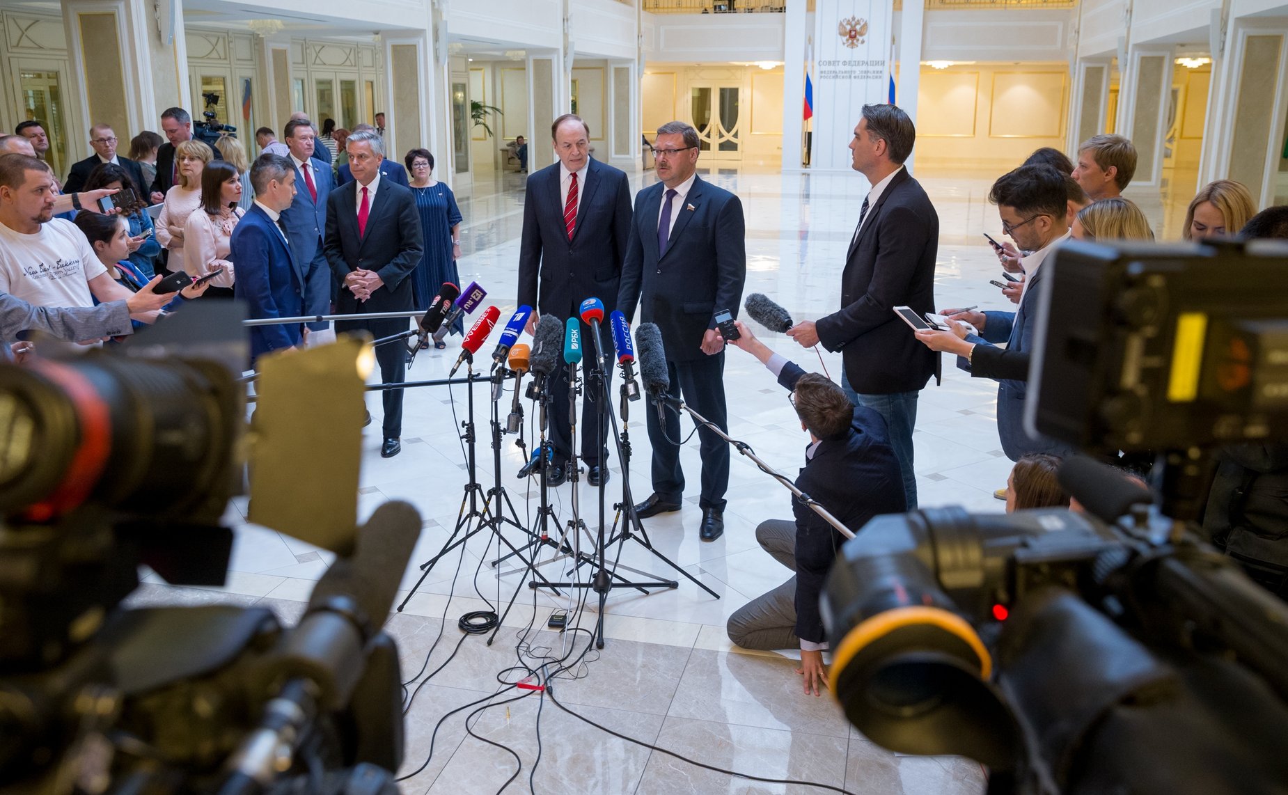 Брифинг К. Косачева и Р. Шелби