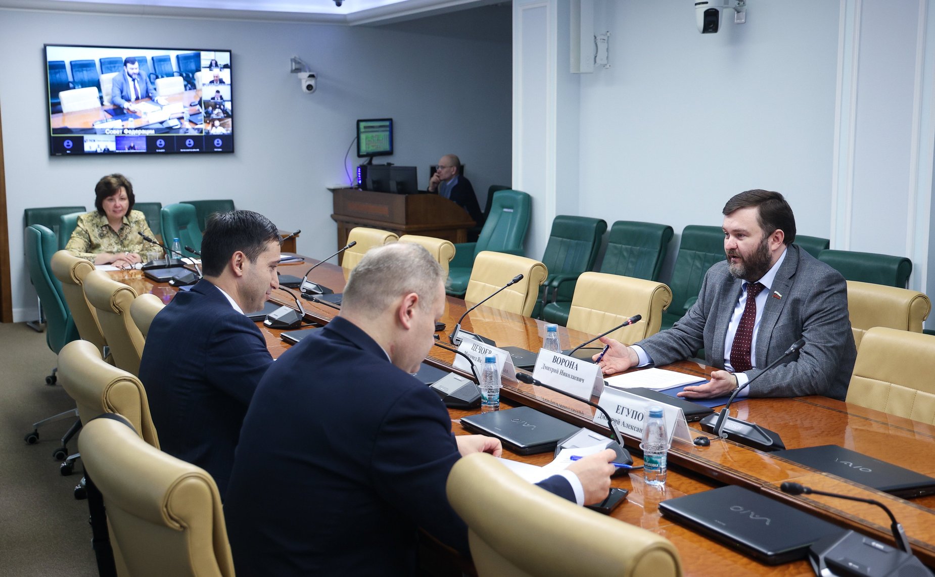 Совещание Комитета СФ по экономической политике «Обеспечение экономического и промышленного развития воссоединенных субъектов РФ с помощью кредитно-финансовых инструментов: задачи, проблемы, перспективы»