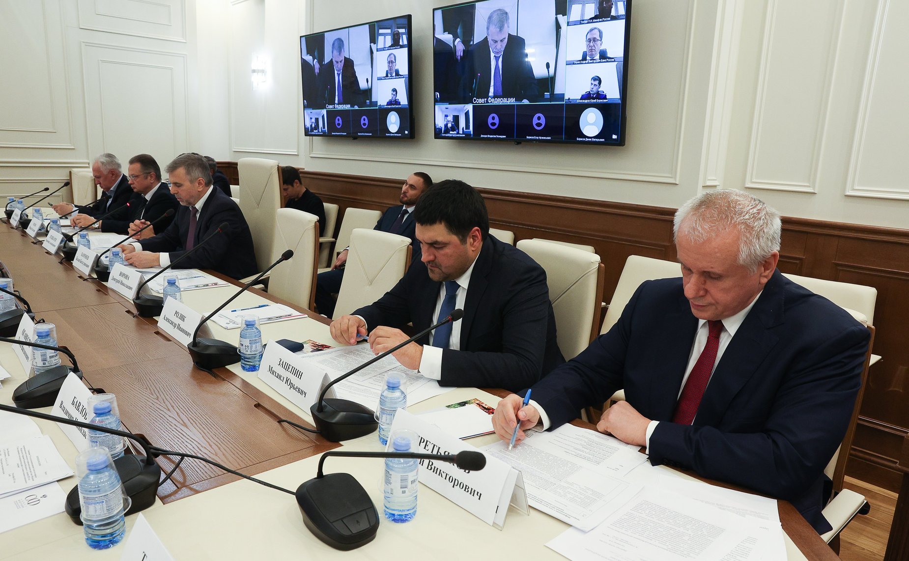 Совещание Комитета СФ по аграрно-продовольственной политики и природопользованию по вопросам стимулирования геологоразведочных работ в условиях внешнего санкционного давления