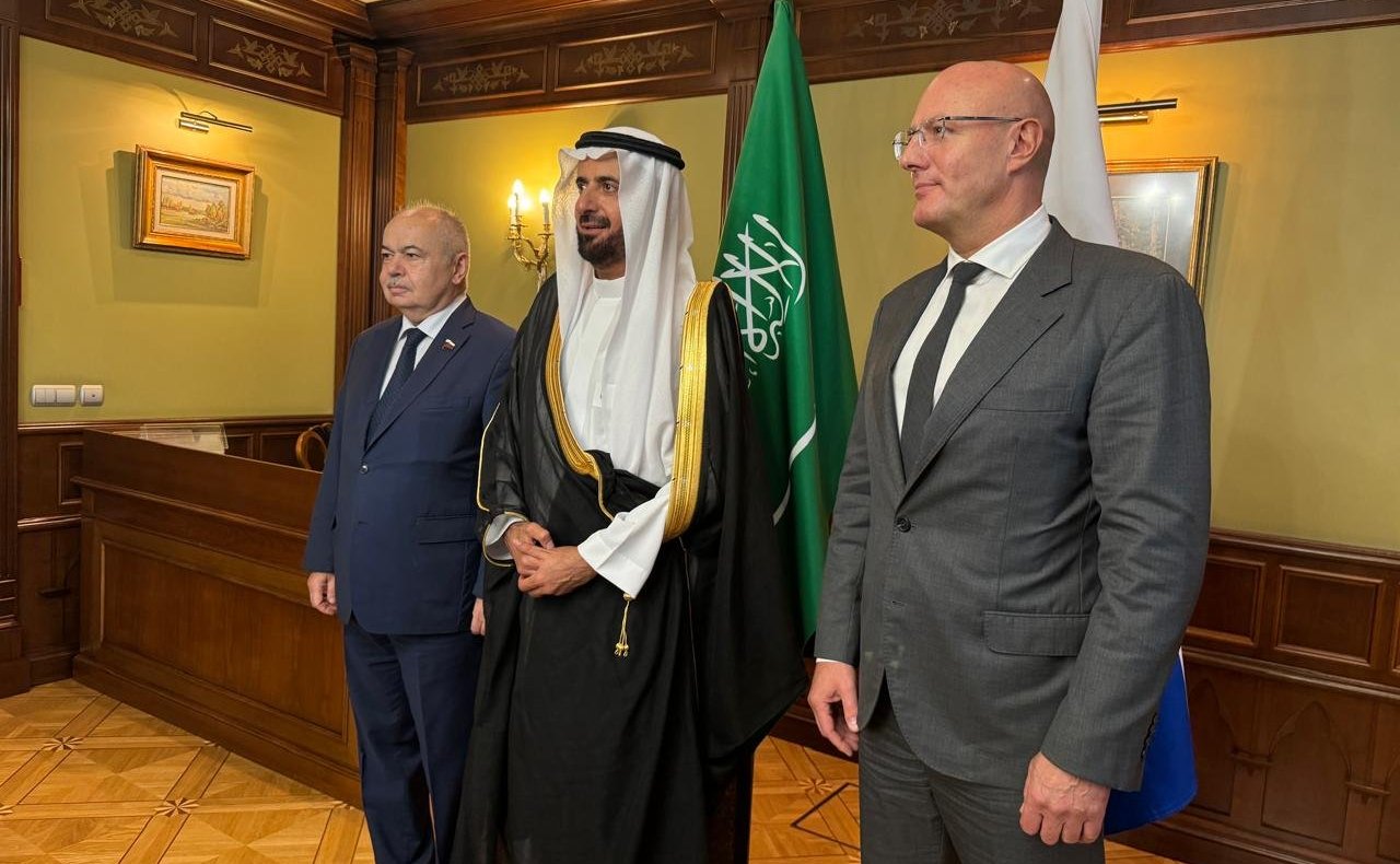 Ильяс Умаханов принял участие во встрече заместителя Председателя Правительства РФ Дмитрия Чернышенко с Министром по делам хаджа и умры Королевства Саудовская Аравия Тауфиком бен Фаузаном ар-Рабиа