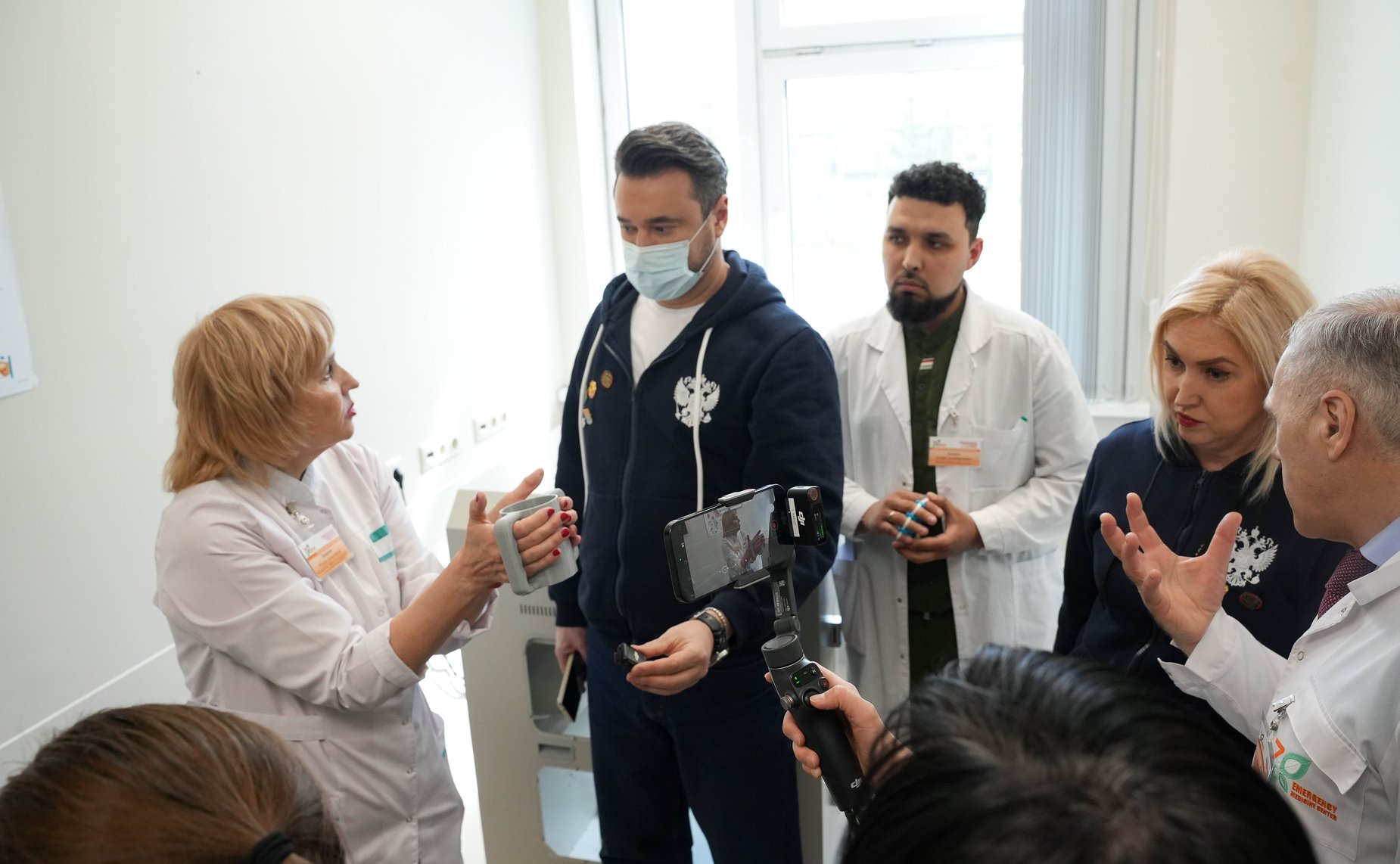 Сенаторы посетили госпиталь для ветеранов войн и Республиканский лечебно-реабилитационный центр на базе городской клинической больницы №7 им. М. Н. Садыкова