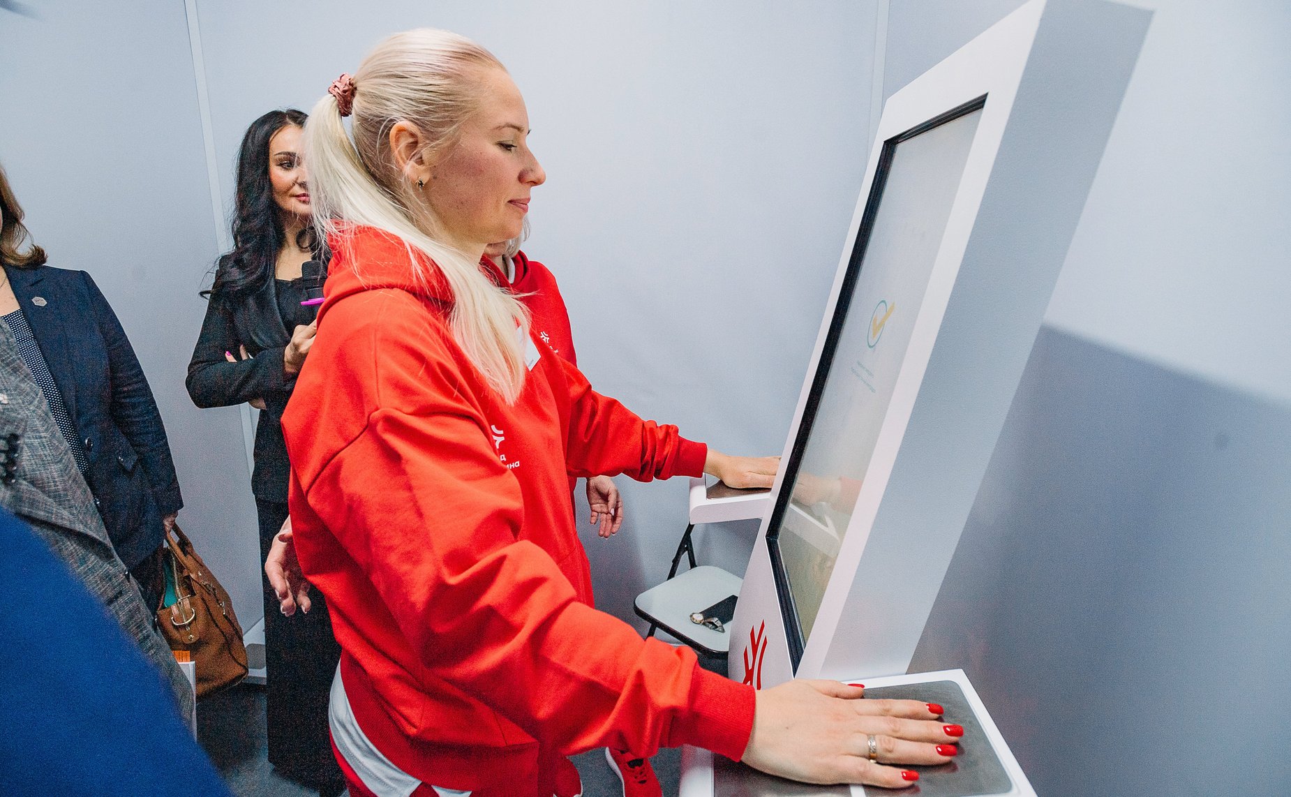 Специализированный поезд, оснащенный современным оборудованием, в котором пассажирами стали высококлассные врачи сети «РЖД-медицина» прибыл в Москву