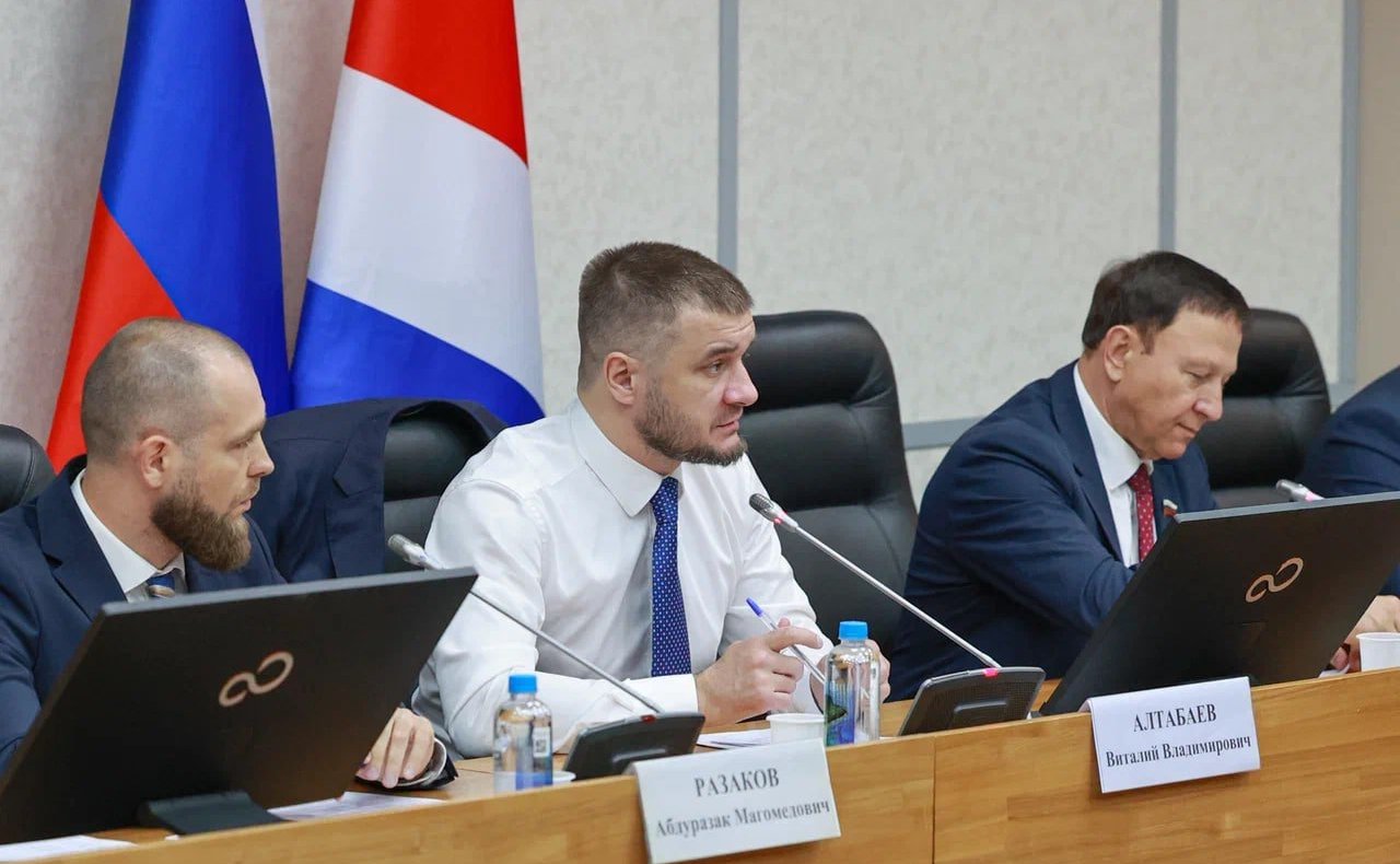 Александр Ролик во Владивостоке принял участие в совещании, посвященном перспективам развития сельского хозяйства на Дальнем Востоке и в Арктике