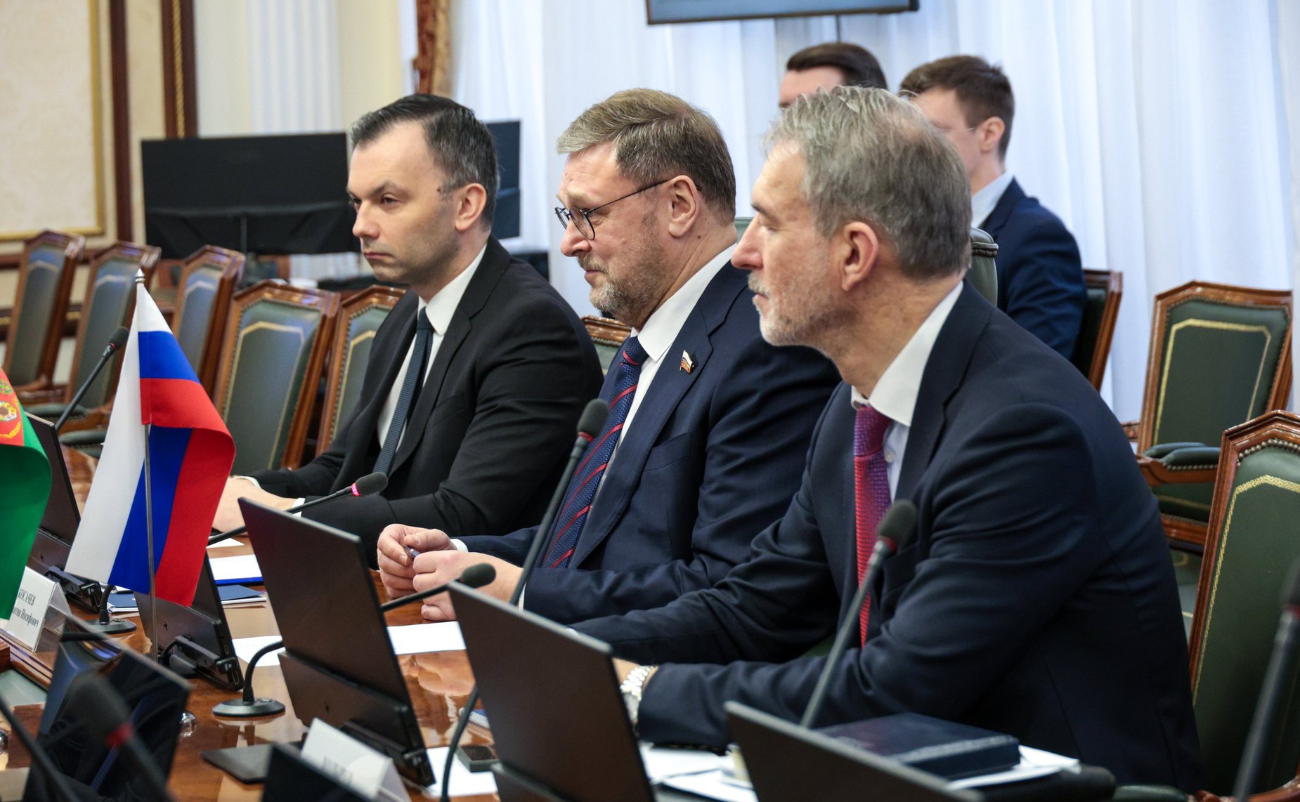 Встреча заместителя Председателя Совета Федерации Константина Косачева с Чрезвычайным и Полномочным Послом Туркменистана в Российской Федерации Эсеном Айдогдыевым