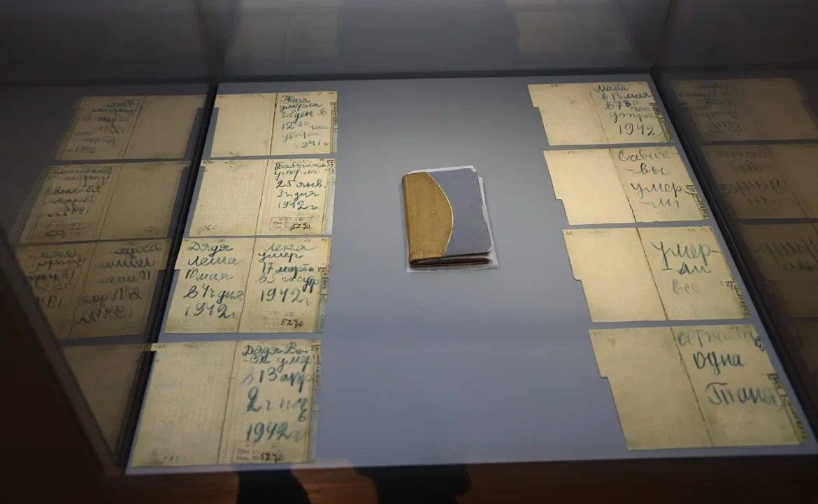 Ольга Щетинина приняла участие в торжественном открытии выставочного проекта «Я говорю с тобой из Ленинграда. Живая история блокадного города и его жителей» в Манеже Нижегородского кремля