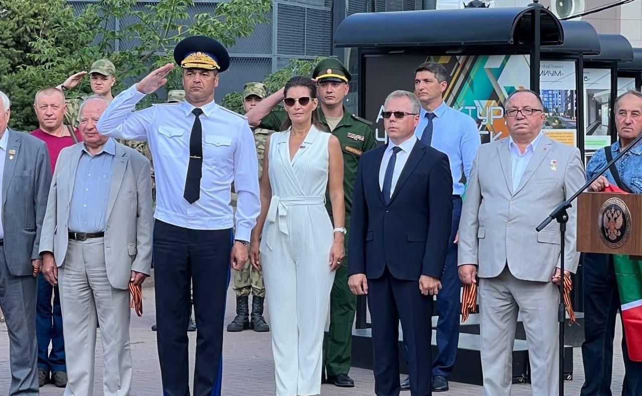 Маргарита Павлова приняла участие в церемонии передачи в челябинский музей капсулы с землей с мест сражений на Курской дуге