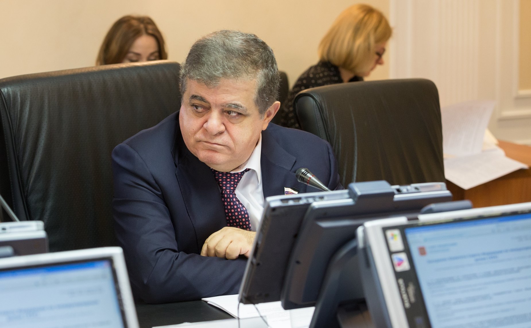 В. Джабаров