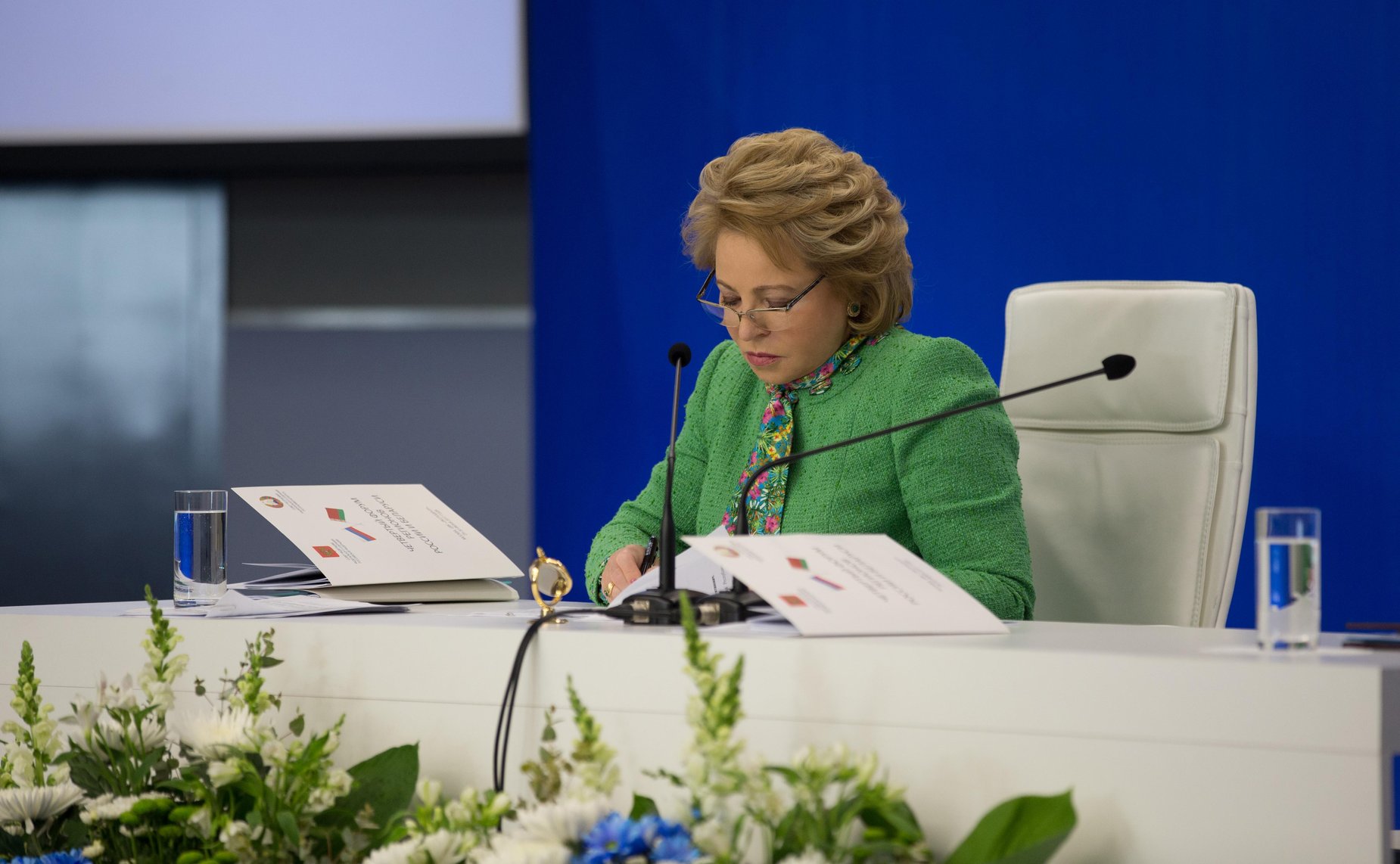 Председатель Совета Федерации В. Матвиенко