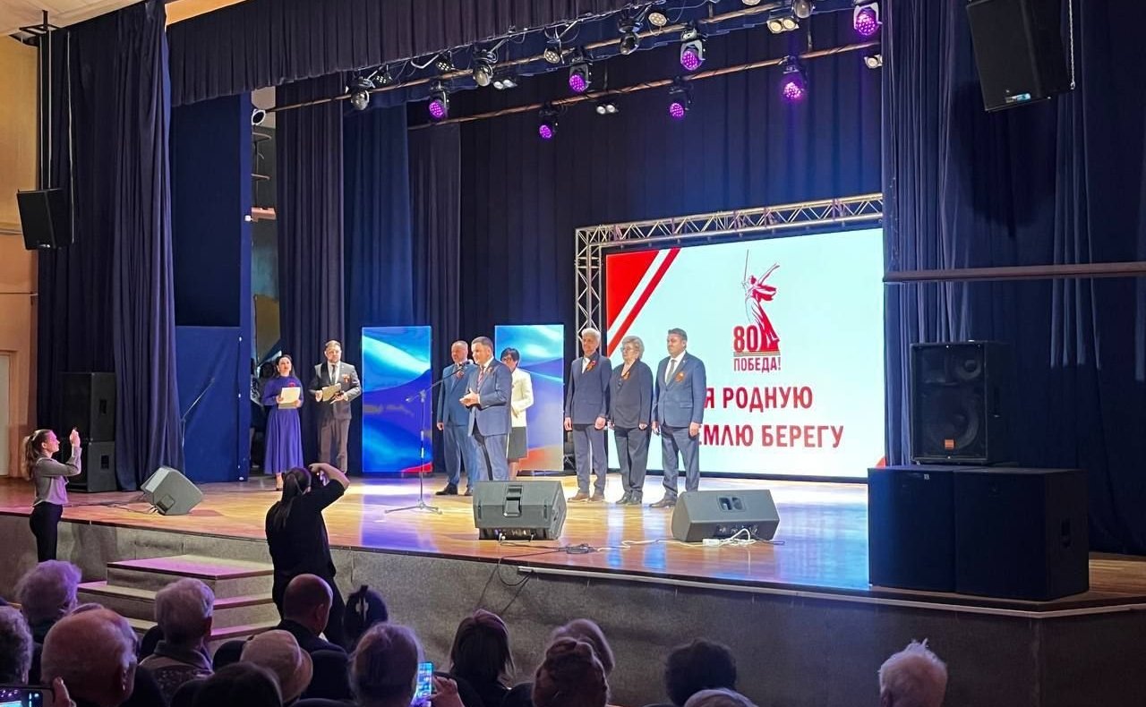 Сергей Перминов в Гатчинском муниципальном округе посетил памятные мероприятия, приуроченные к предстоящему 9 мая 80-летнему юбилею Великой Победы