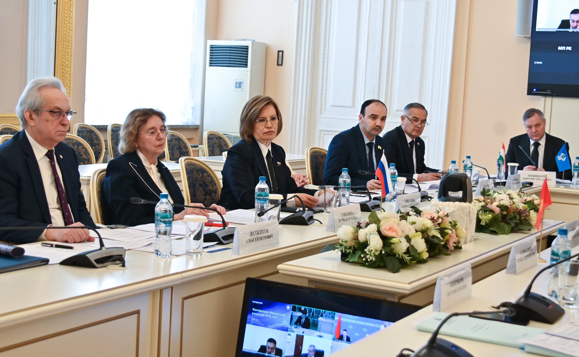 Сенаторы РФ приняли участие в заседании Контрольно-бюджетной комиссии МПА СНГ