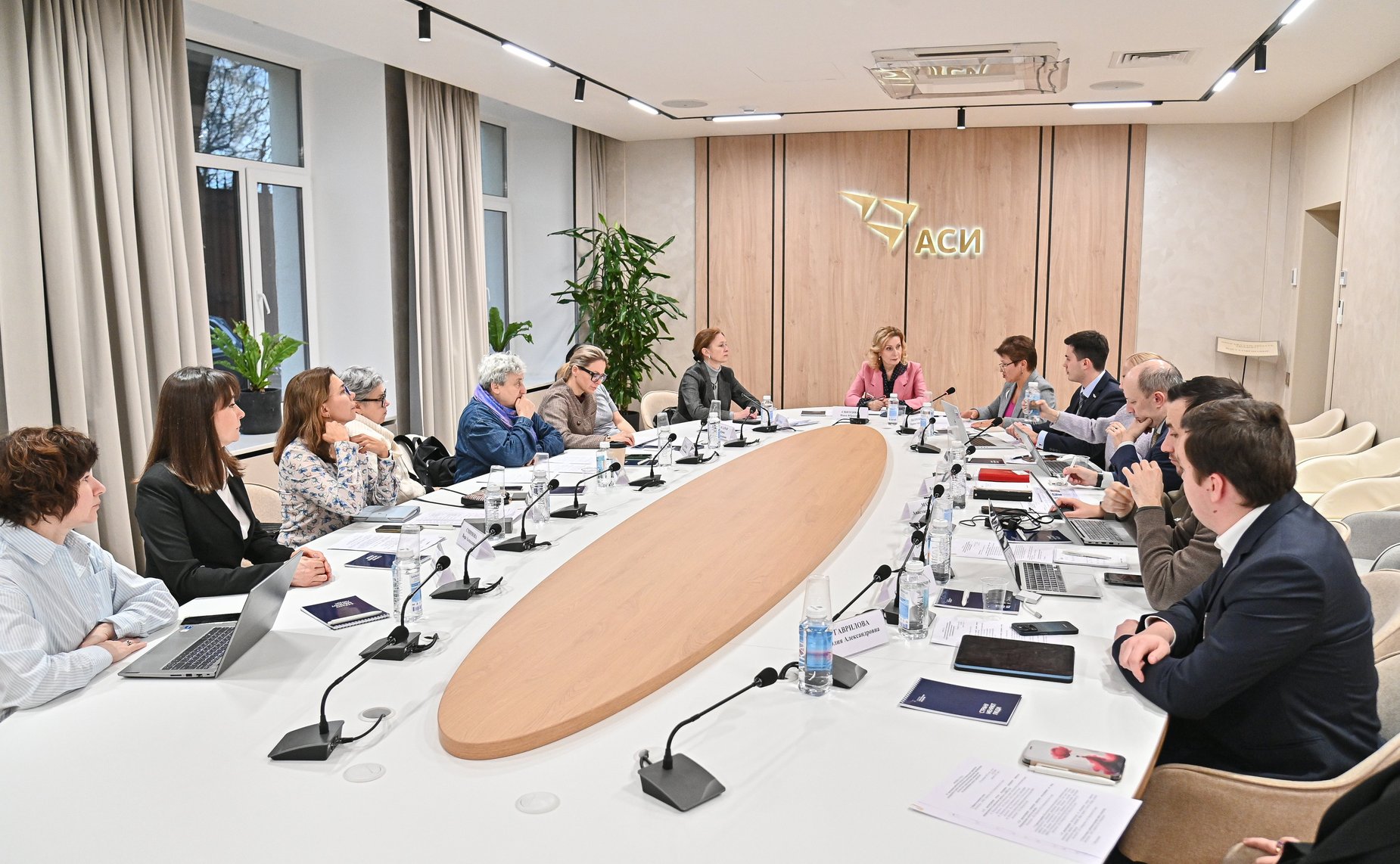Заместитель Председателя Совета Федерации Инна Святенко провела заседание рабочей группы «Социальные проекты» Агентства стратегических инициатив