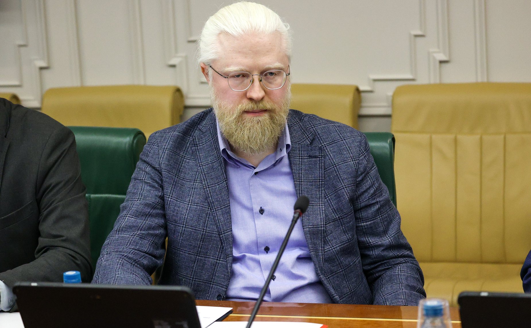 Круглый стол Комитета Совета Федерации по конституционному законодательству и государственному строительству «Проблемы доступности и реализации прав граждан на бесплатную юридическую помощь»