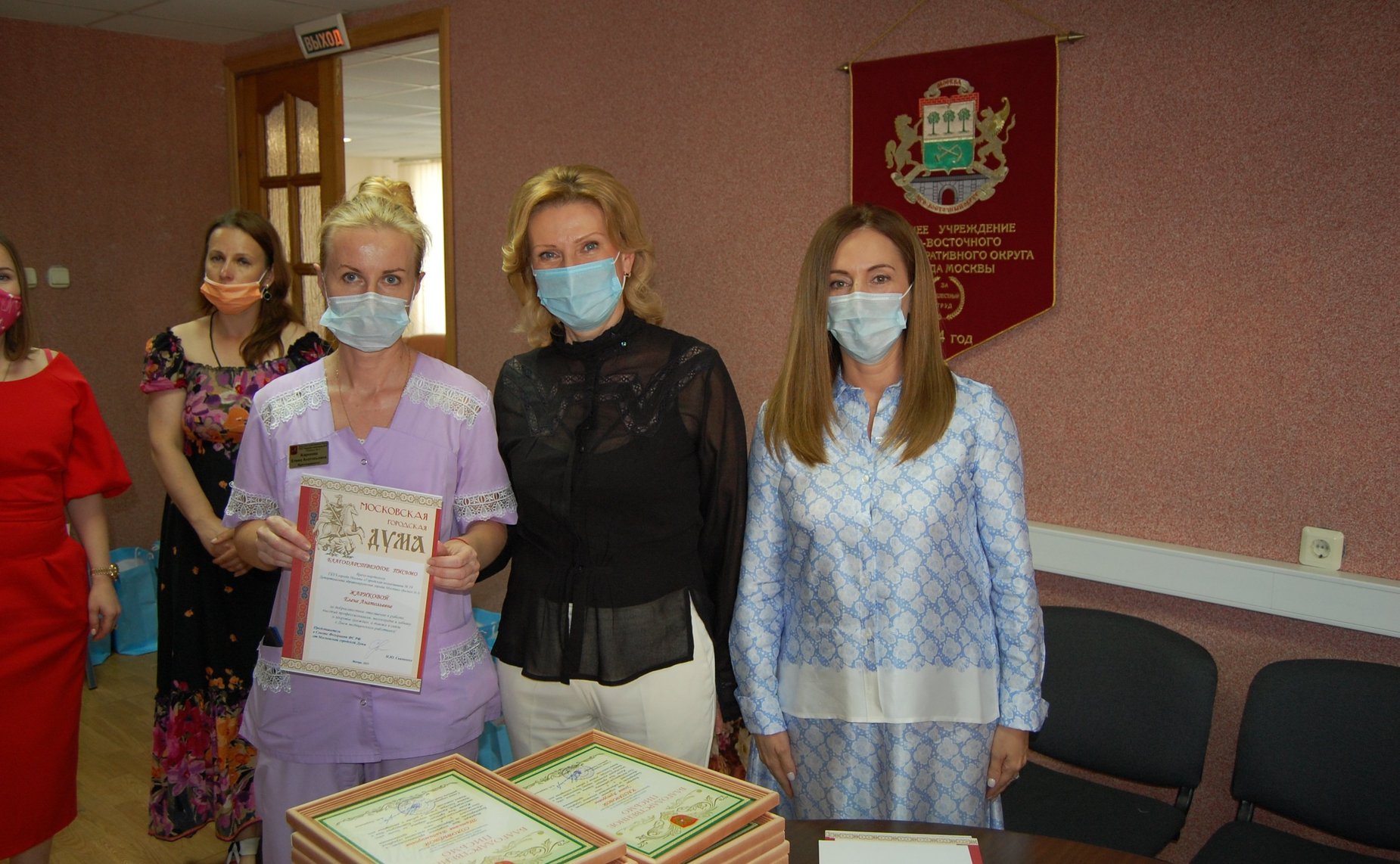 Инна Святенко поздравила медицинских работников поликлиники № 19 города Москвы с профессиональным праздником — Днём медицинского работника