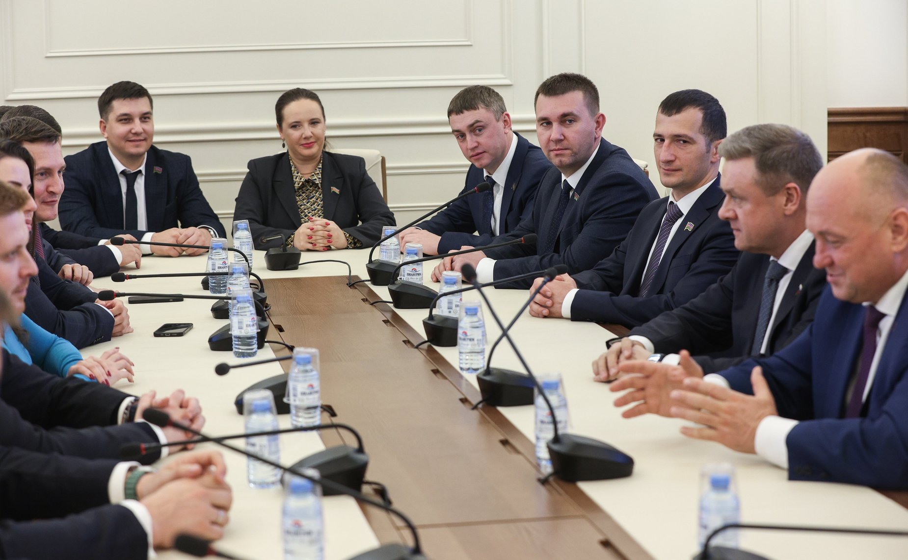 Встреча члена Комитета СФ по аграрно-продовольственной политике и природопользованию Алексея Кондратенко с руководством Палаты молодых законодателей при Совете Федерации ФС РФ